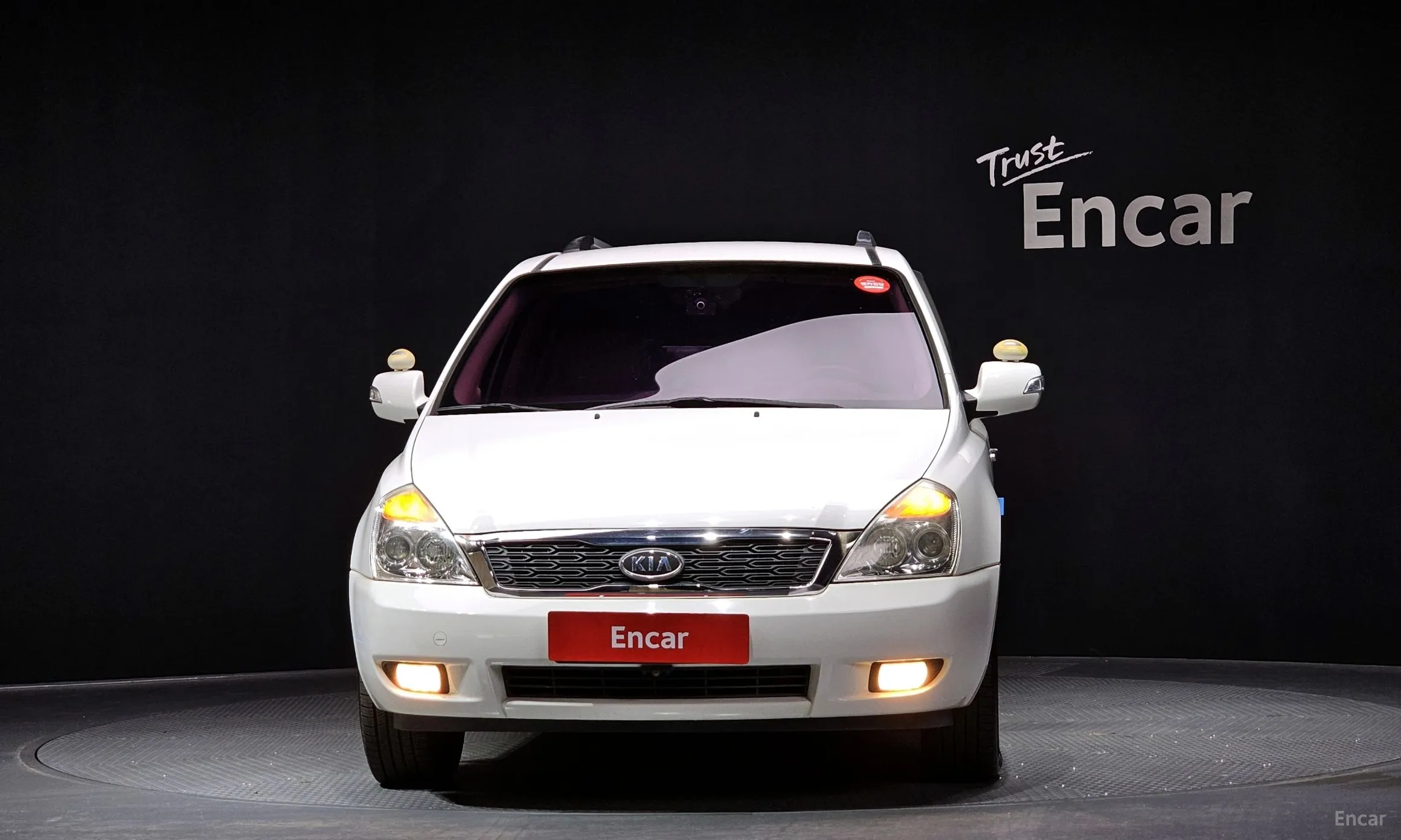 Kia Carnival R превью 3