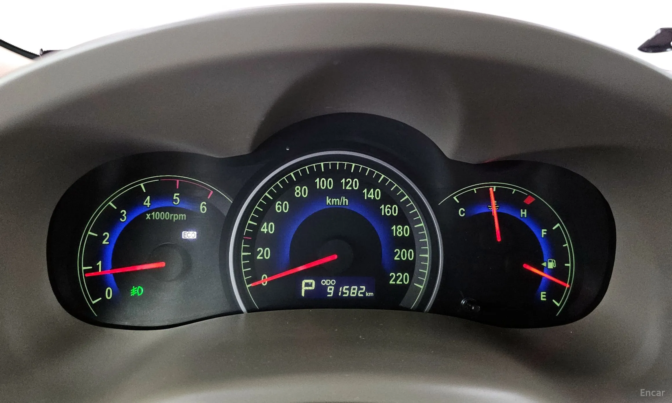 Kia Carnival R превью 8