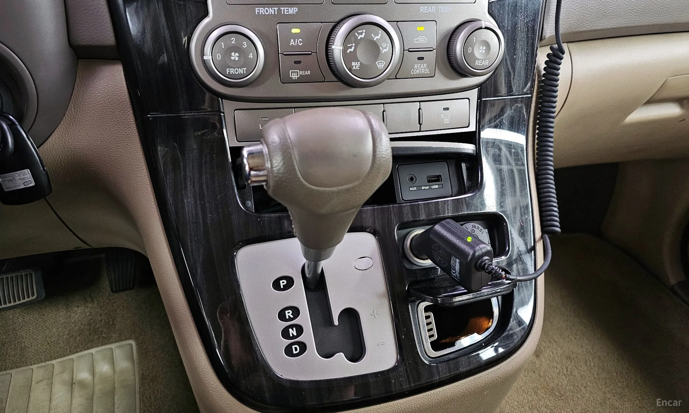 Kia Carnival R превью 9