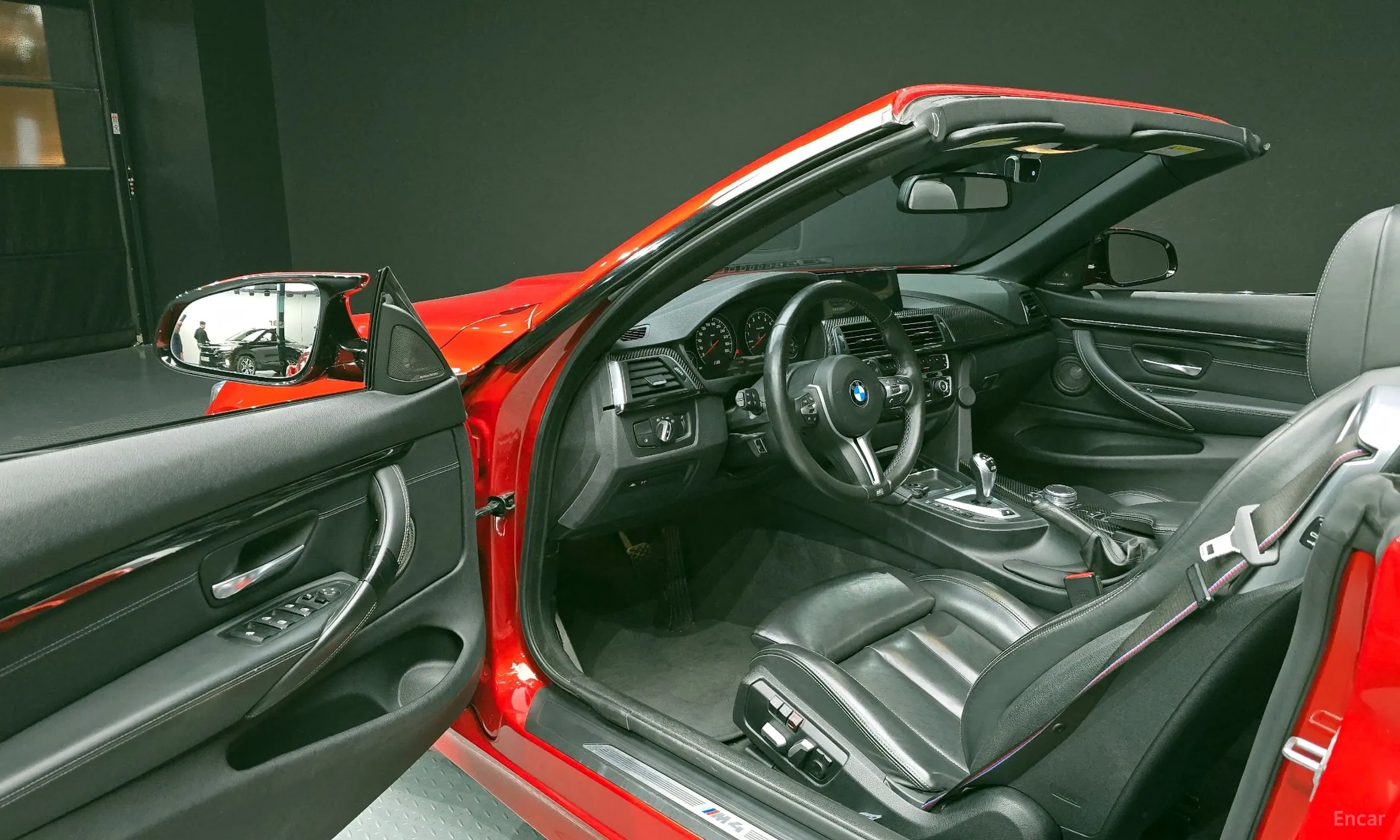 BMW M4 (F82) превью 10