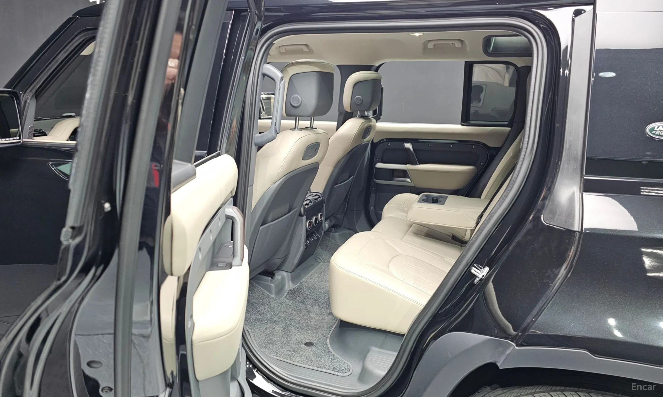 Land Rover Defender (L663) превью 13
