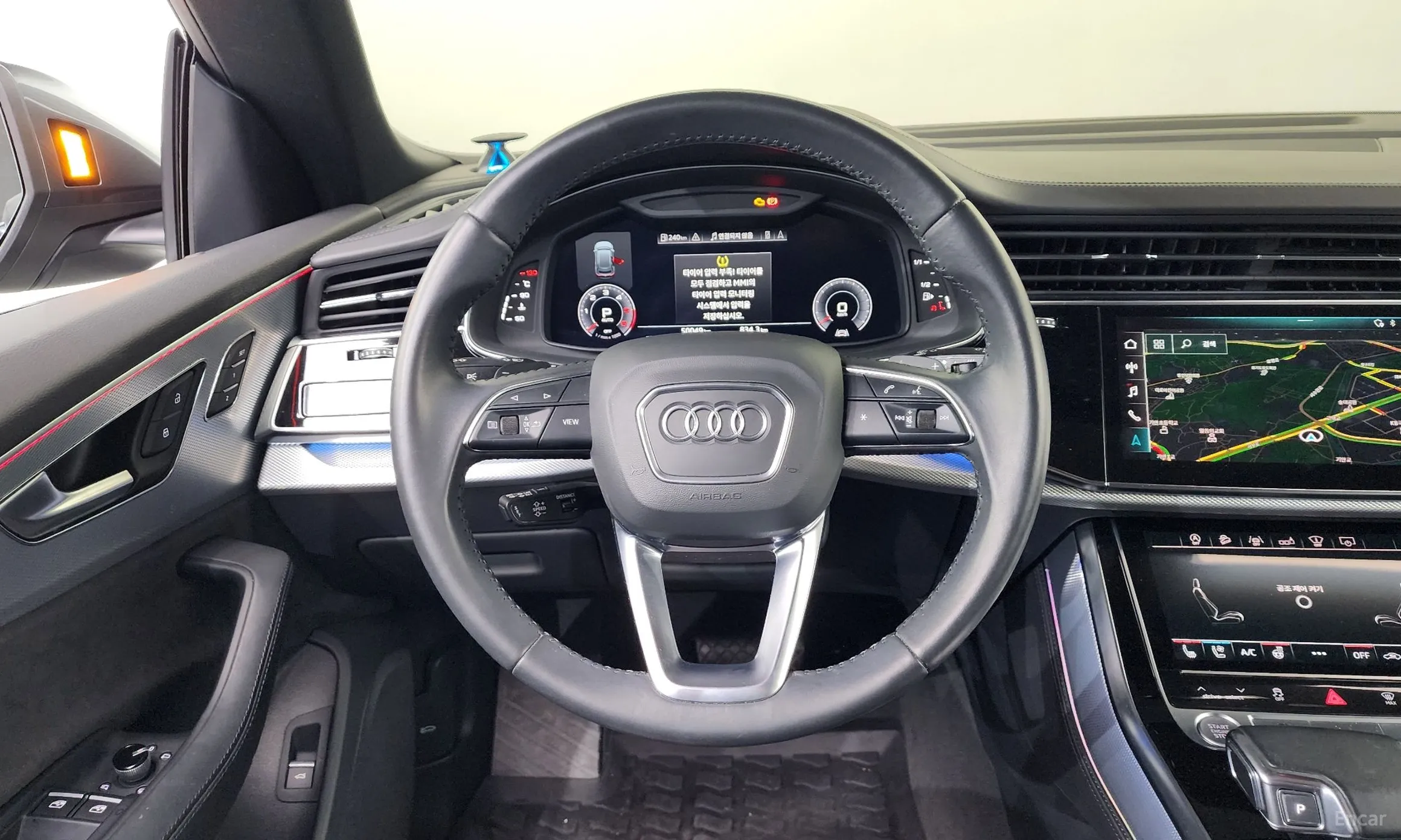 Audi Q8 (4M) превью 13