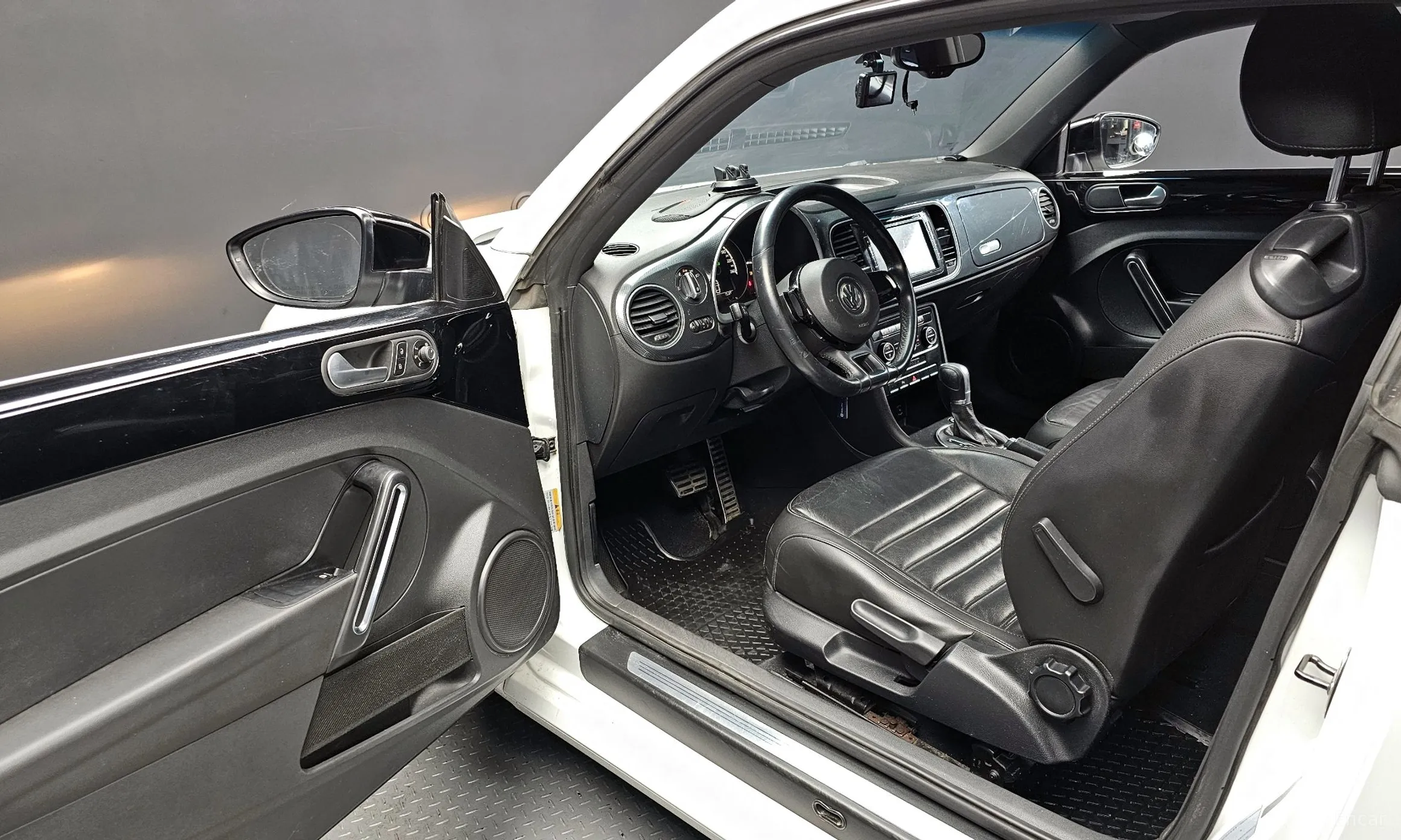 Volkswagen The Beetle превью 11