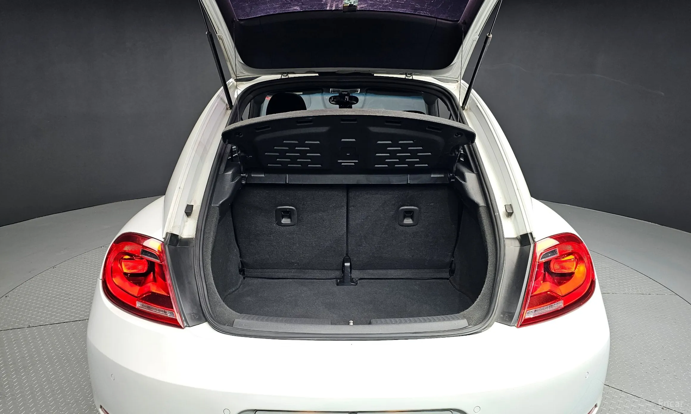 Volkswagen The Beetle превью 20