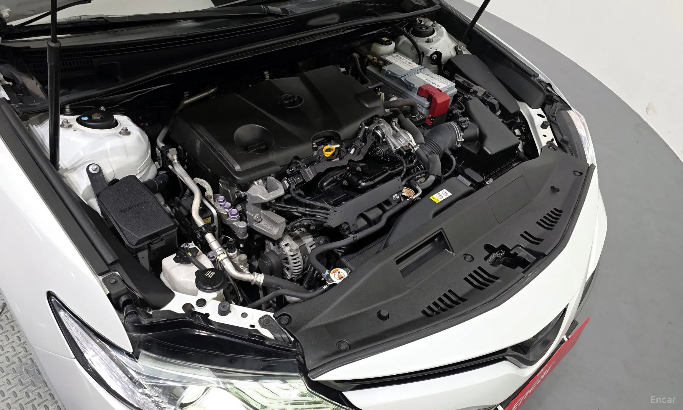 Toyota Camry (XV70) превью 6