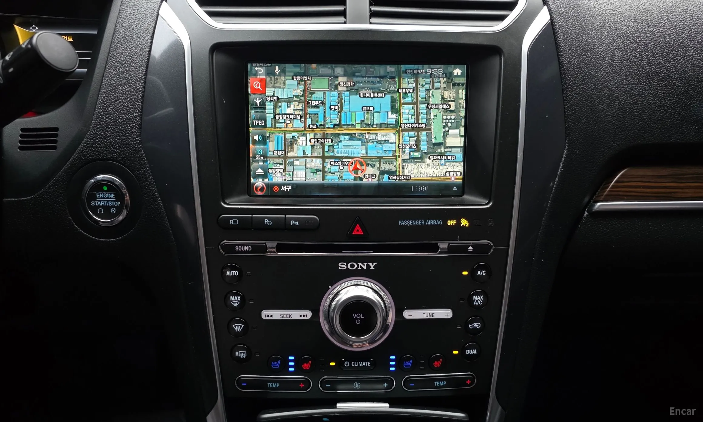 Ford Explorer превью 14