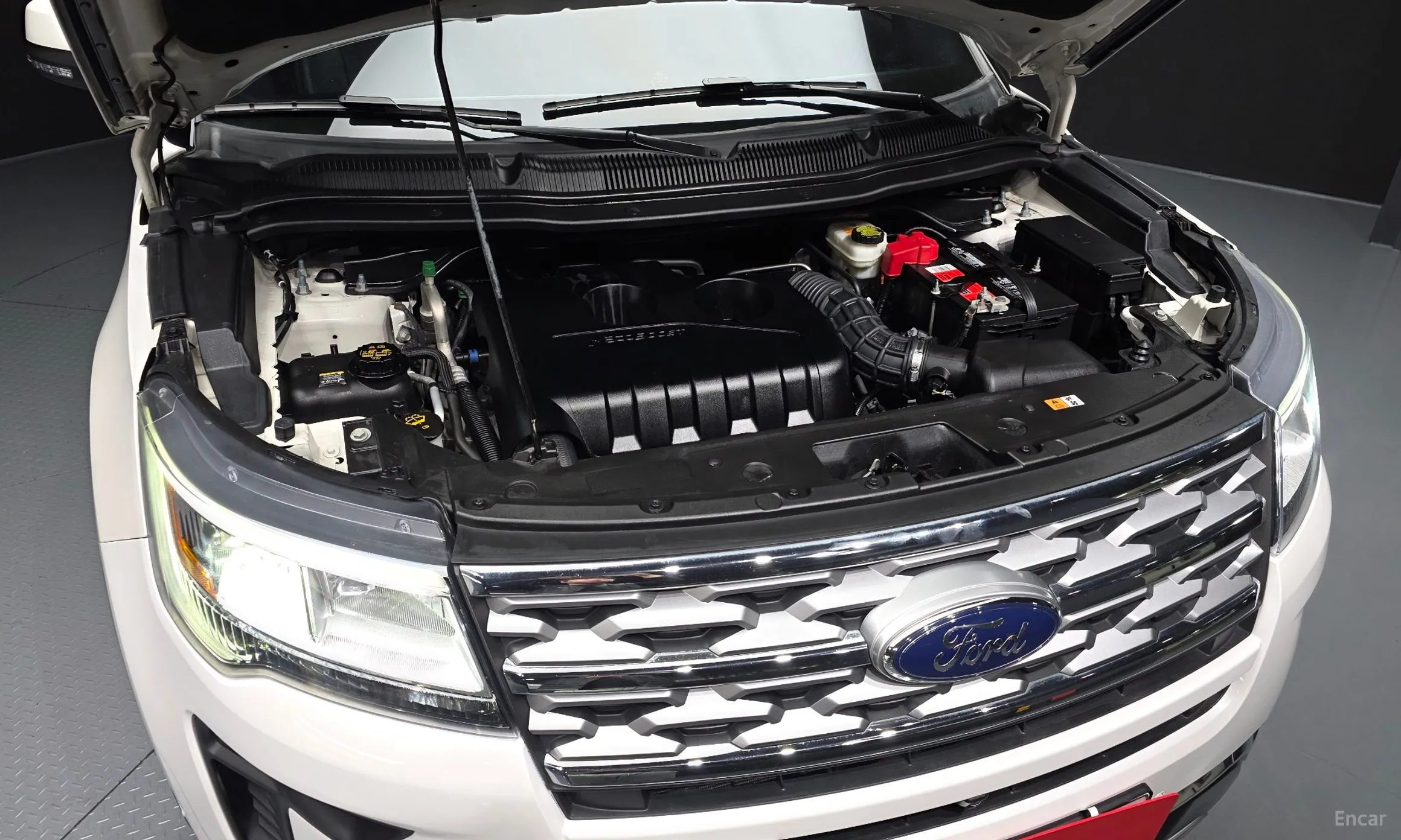 Ford Explorer превью 6