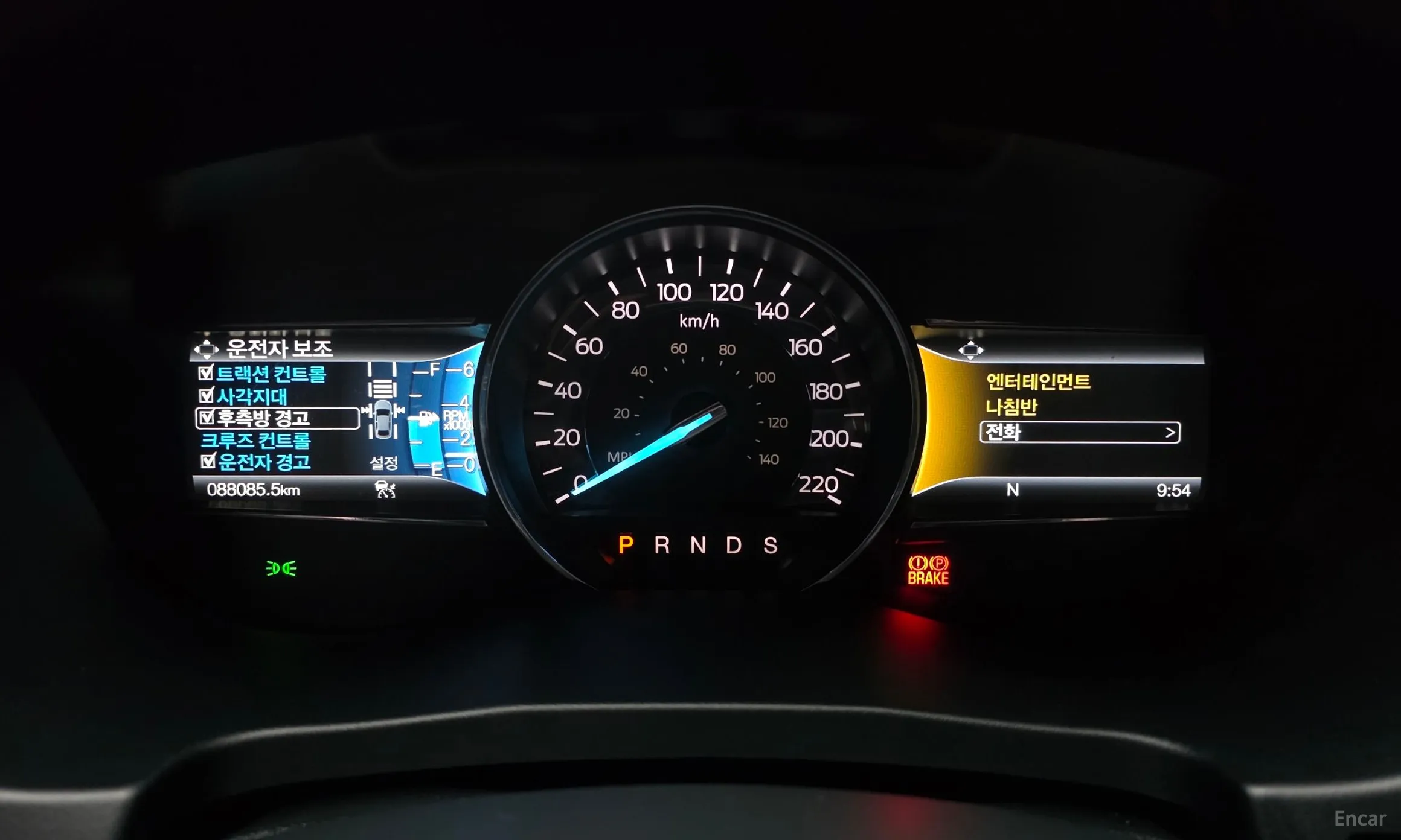Ford Explorer превью 8