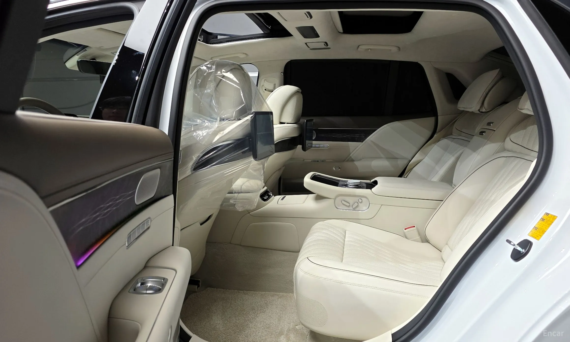 Genesis G90 (RS4) превью 12