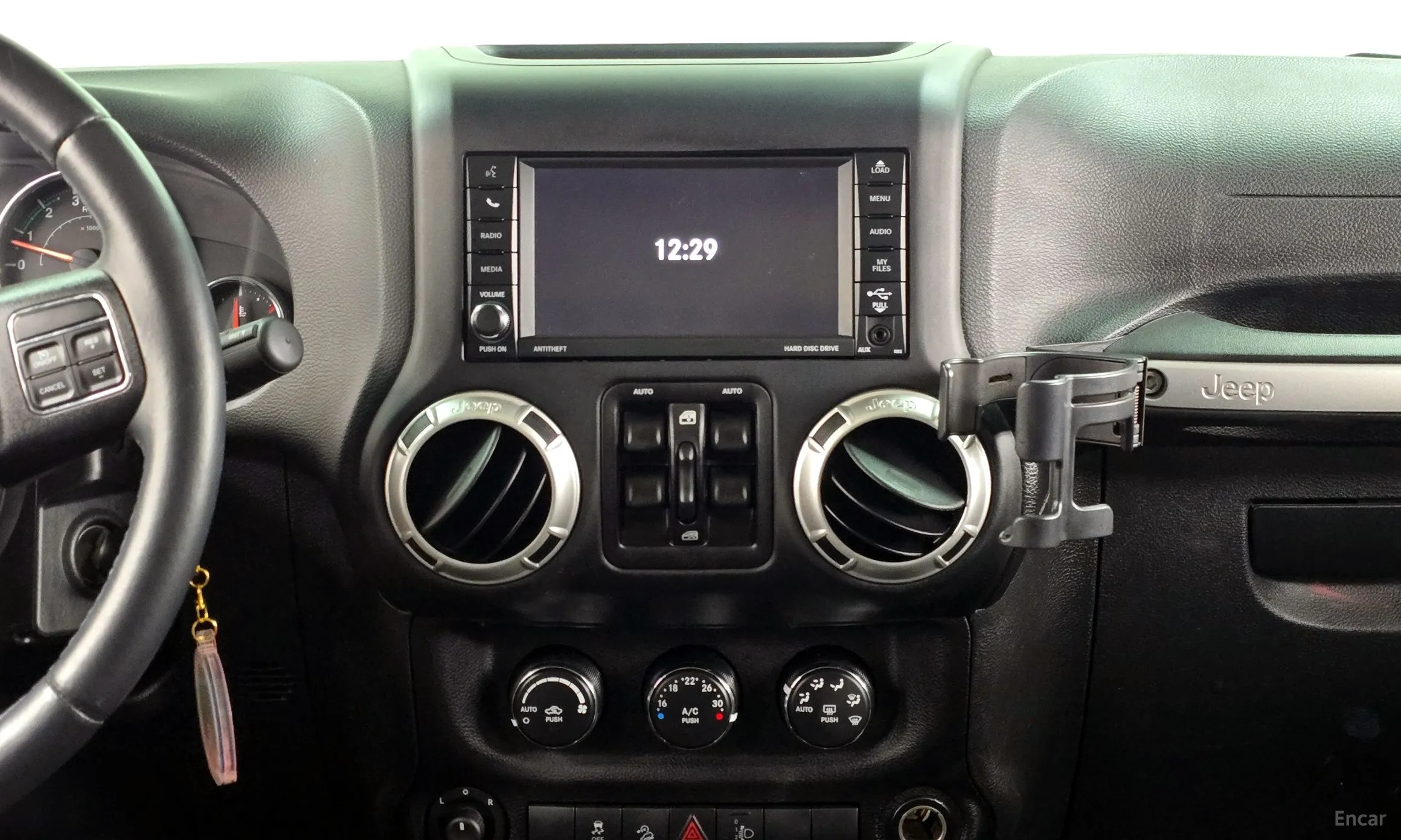 Jeep Wrangler (JK) превью 14