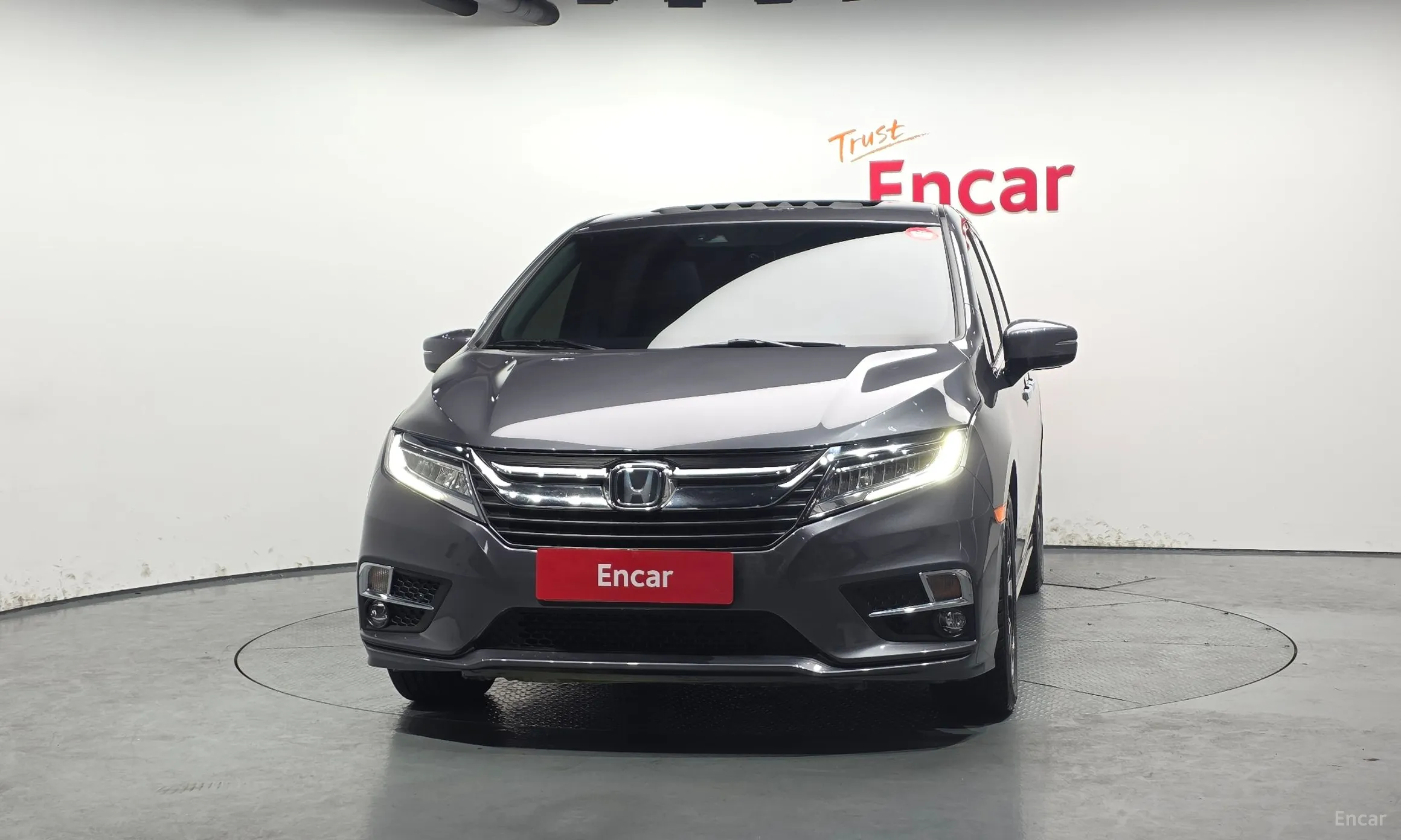 Honda Odyssey превью 3