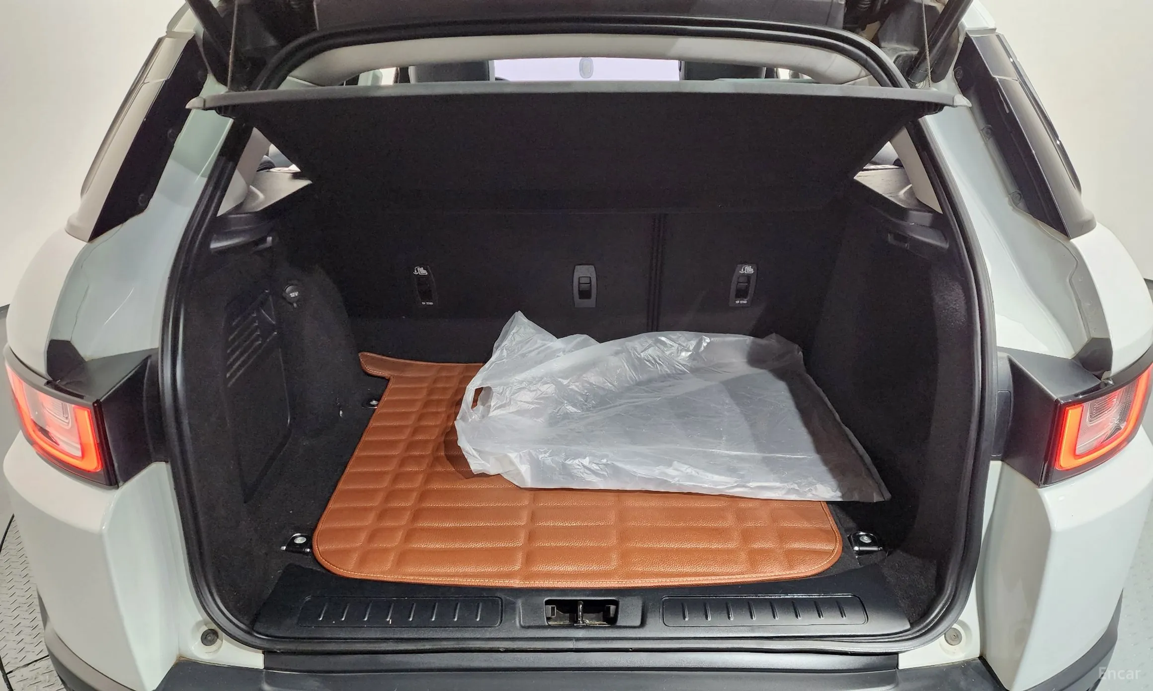 Land Rover Range Rover Evoque превью 20
