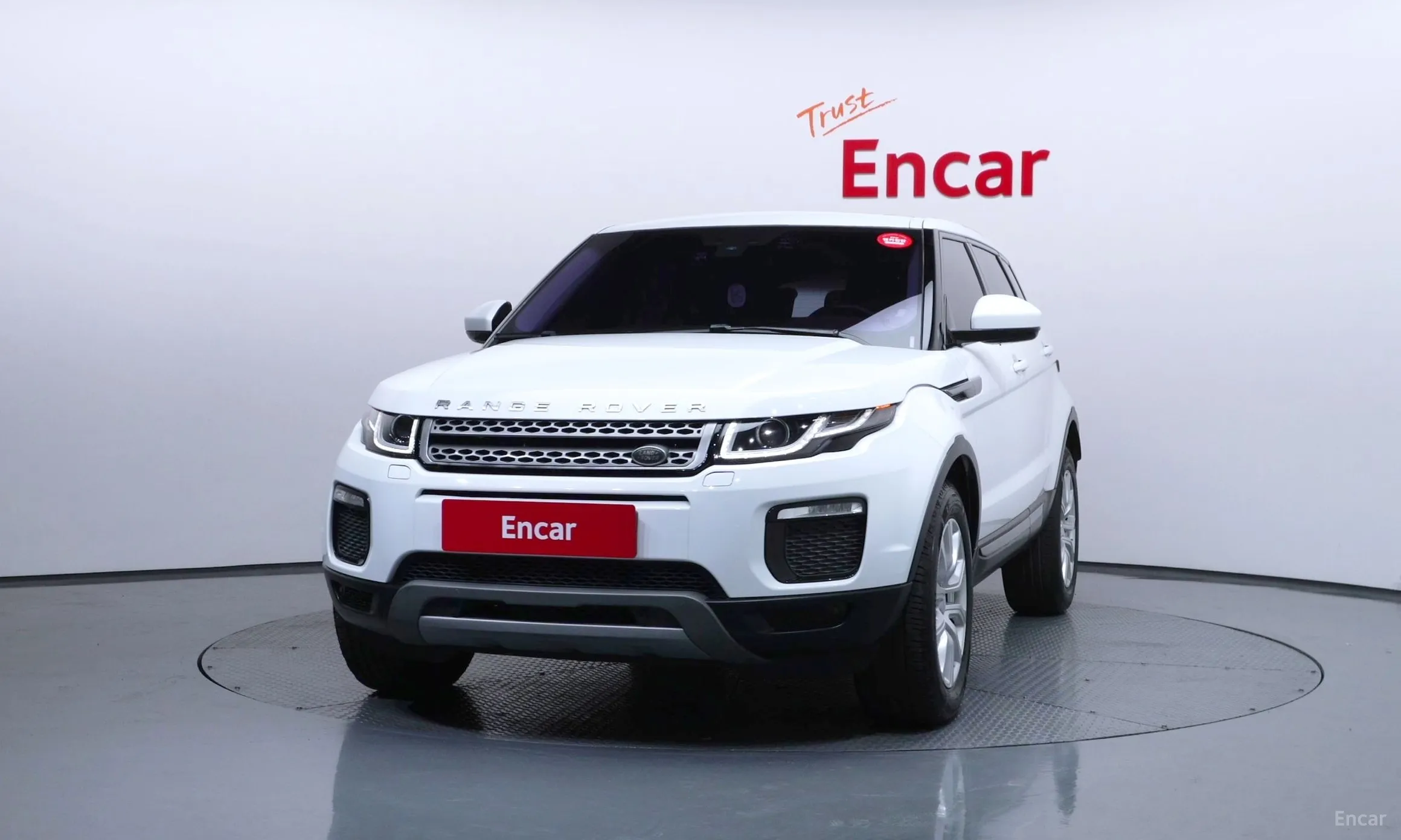 Land Rover Range Rover Evoque превью 3