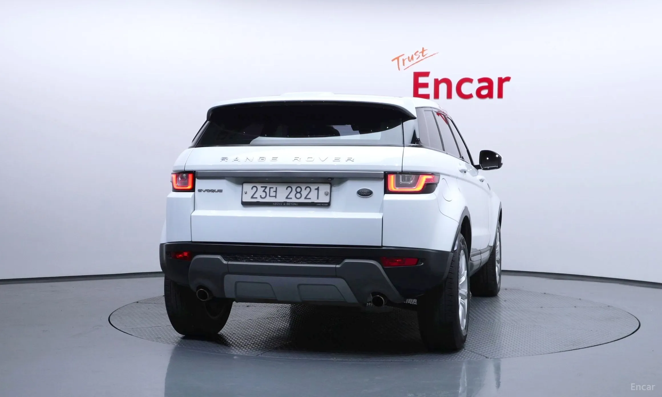 Land Rover Range Rover Evoque превью 4