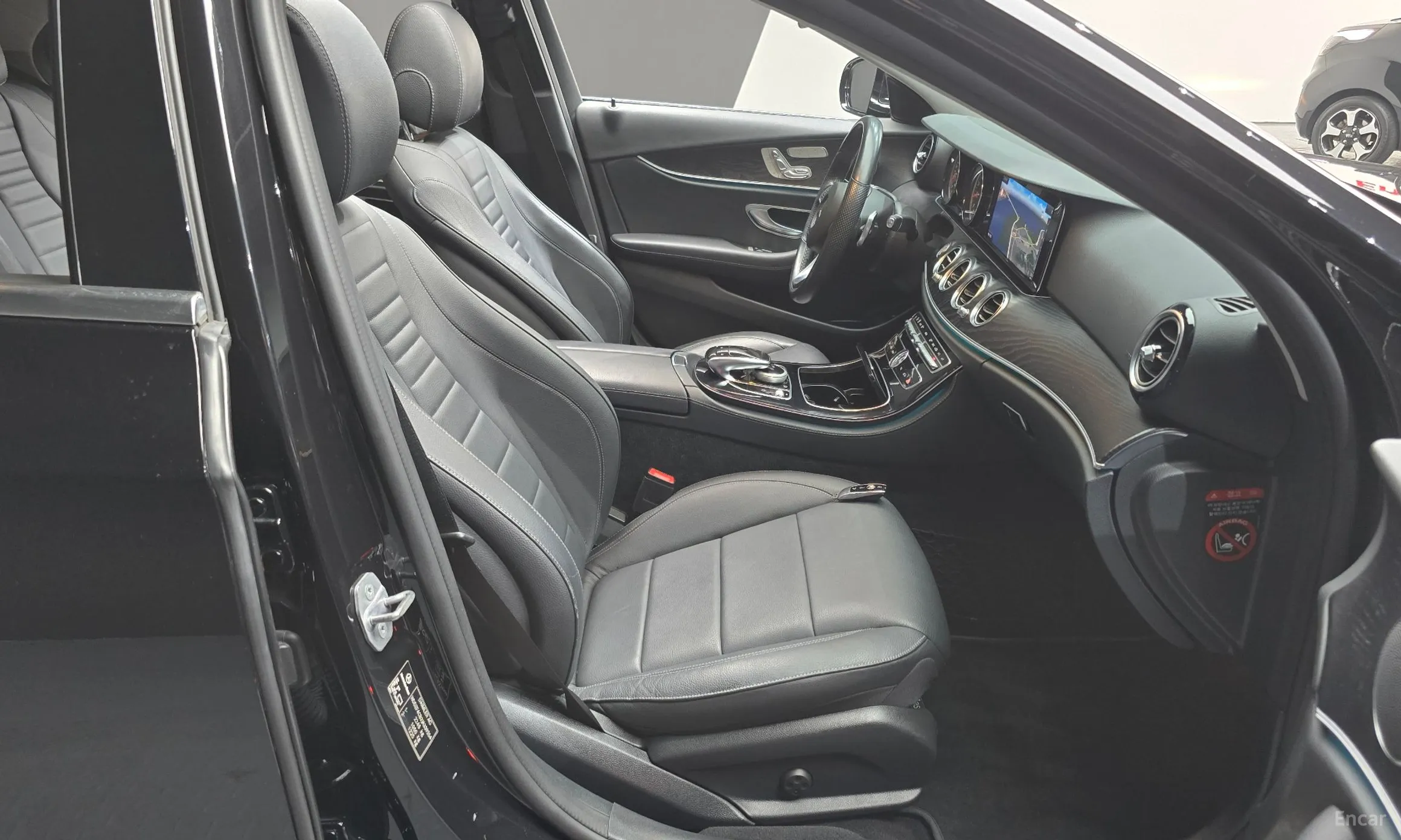 Mercedes Benz E-Class W213 превью 10