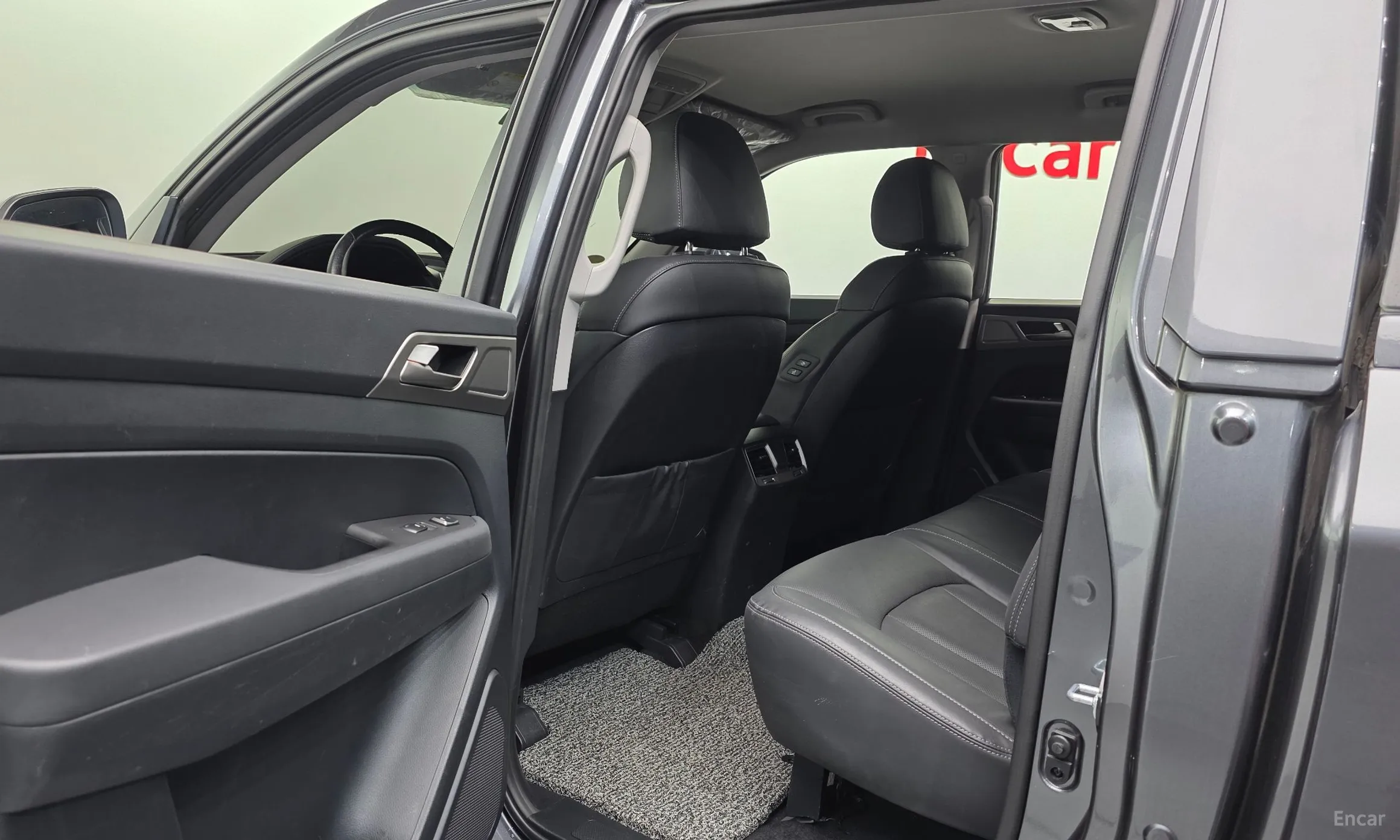 KG Mobility (SsangYong) Rexton Sports превью 17