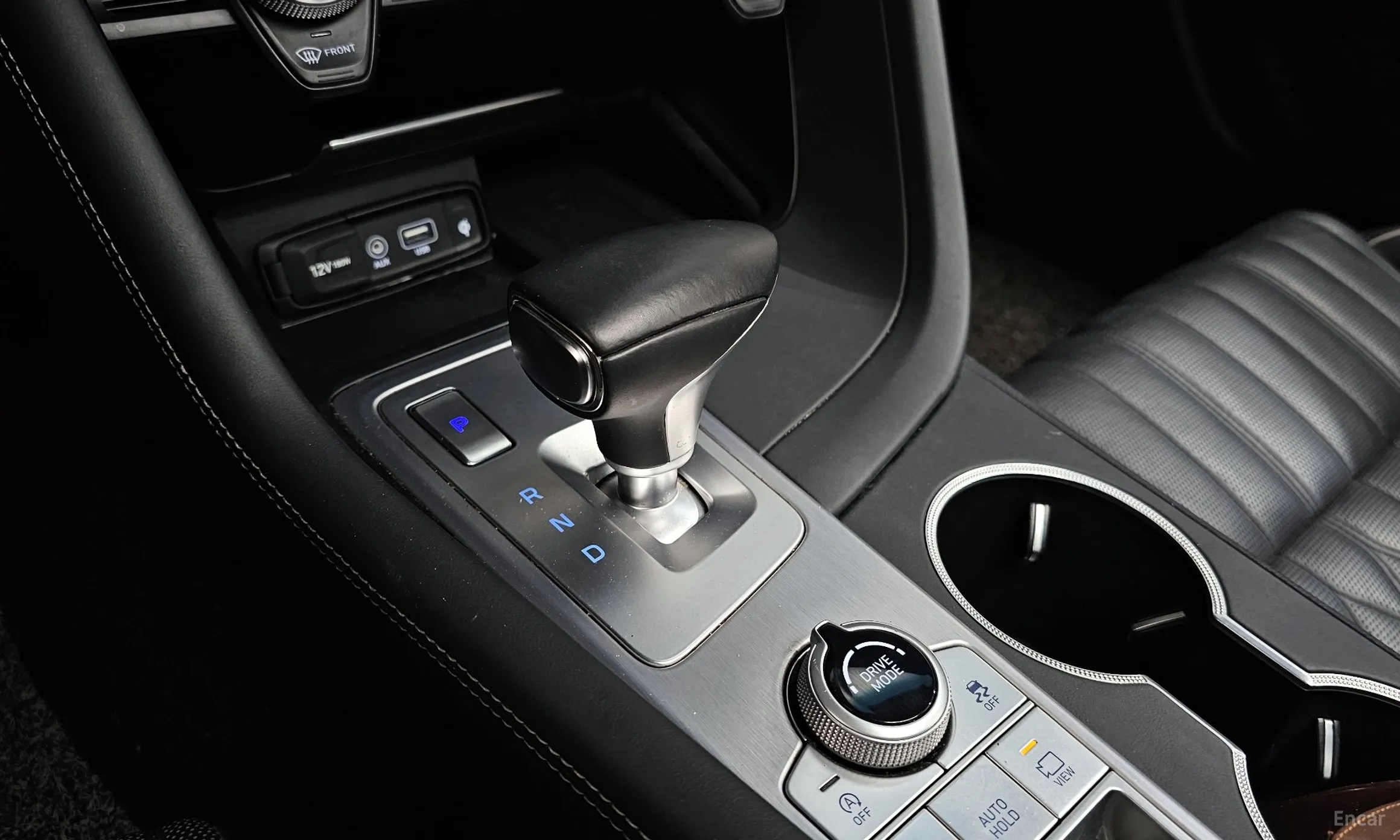 Genesis G70 превью 9