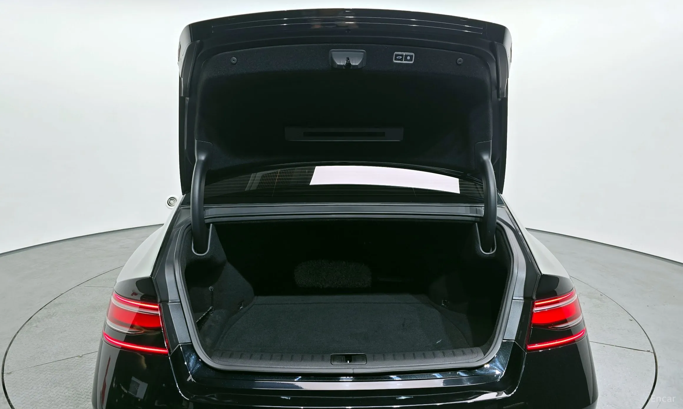 Genesis G90 (RS4) превью 20