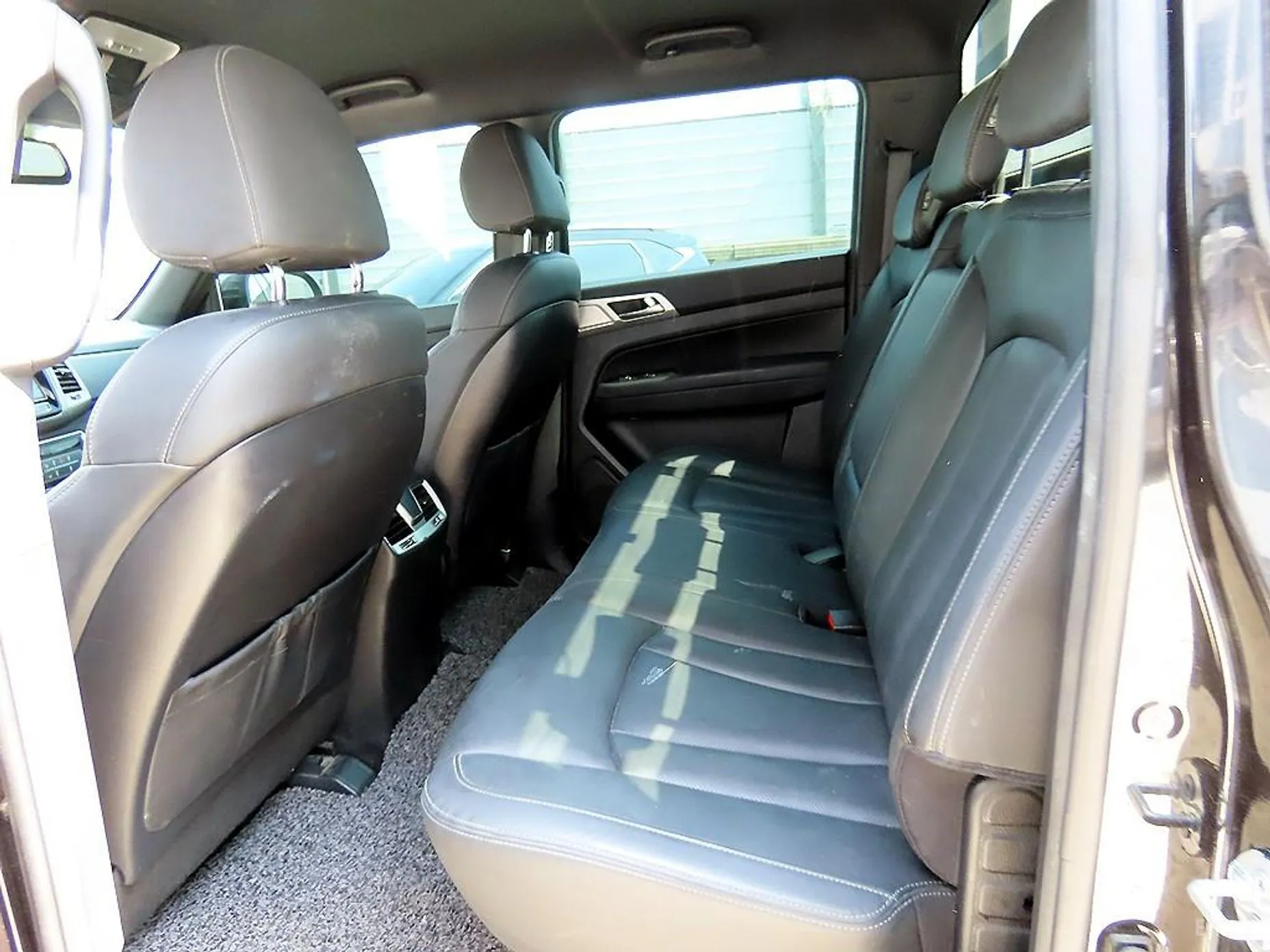 KG Mobility (SsangYong) Rexton Sports Khan превью 6