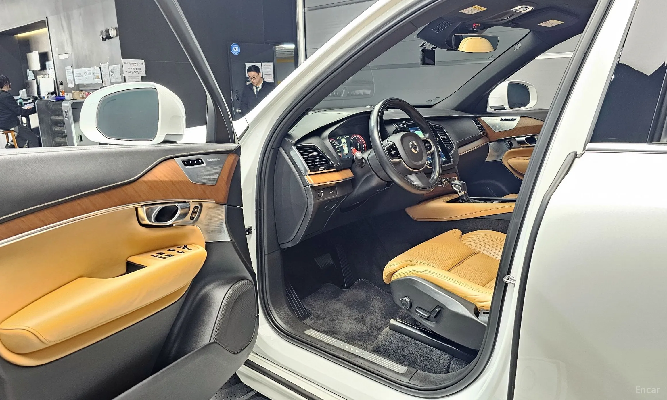 Volvo XC90 Gen 2 превью 11