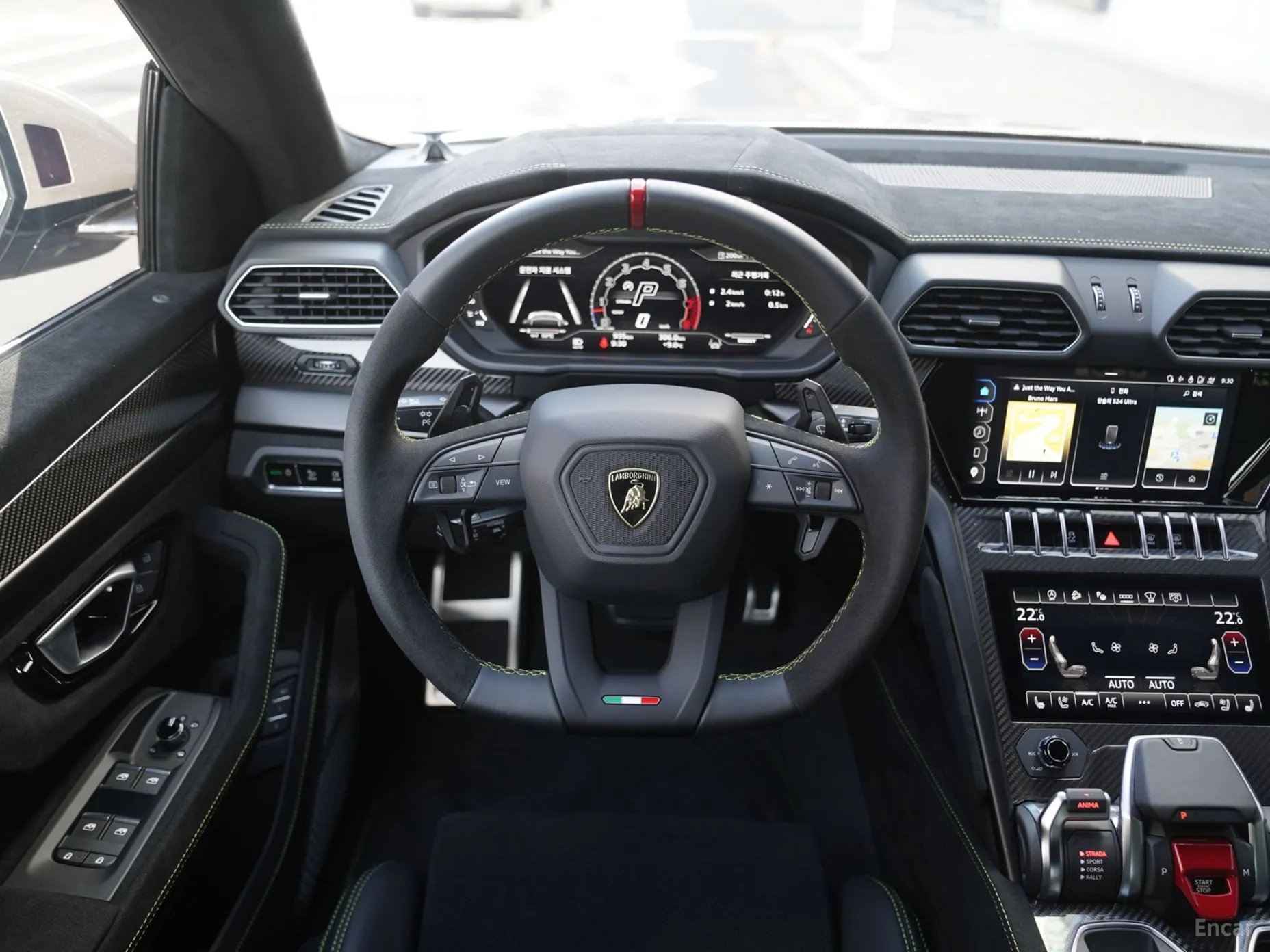 Lamborghini Urus превью 17