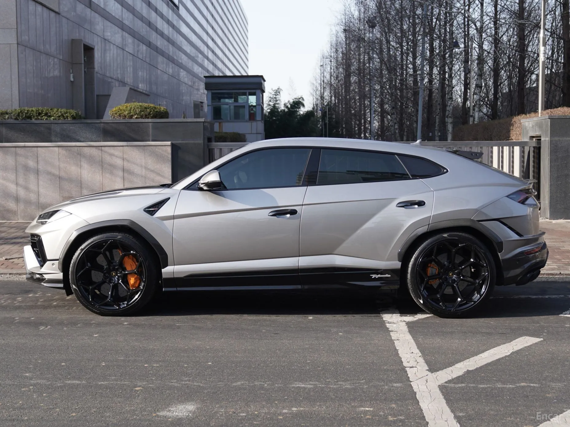 Lamborghini Urus превью 5