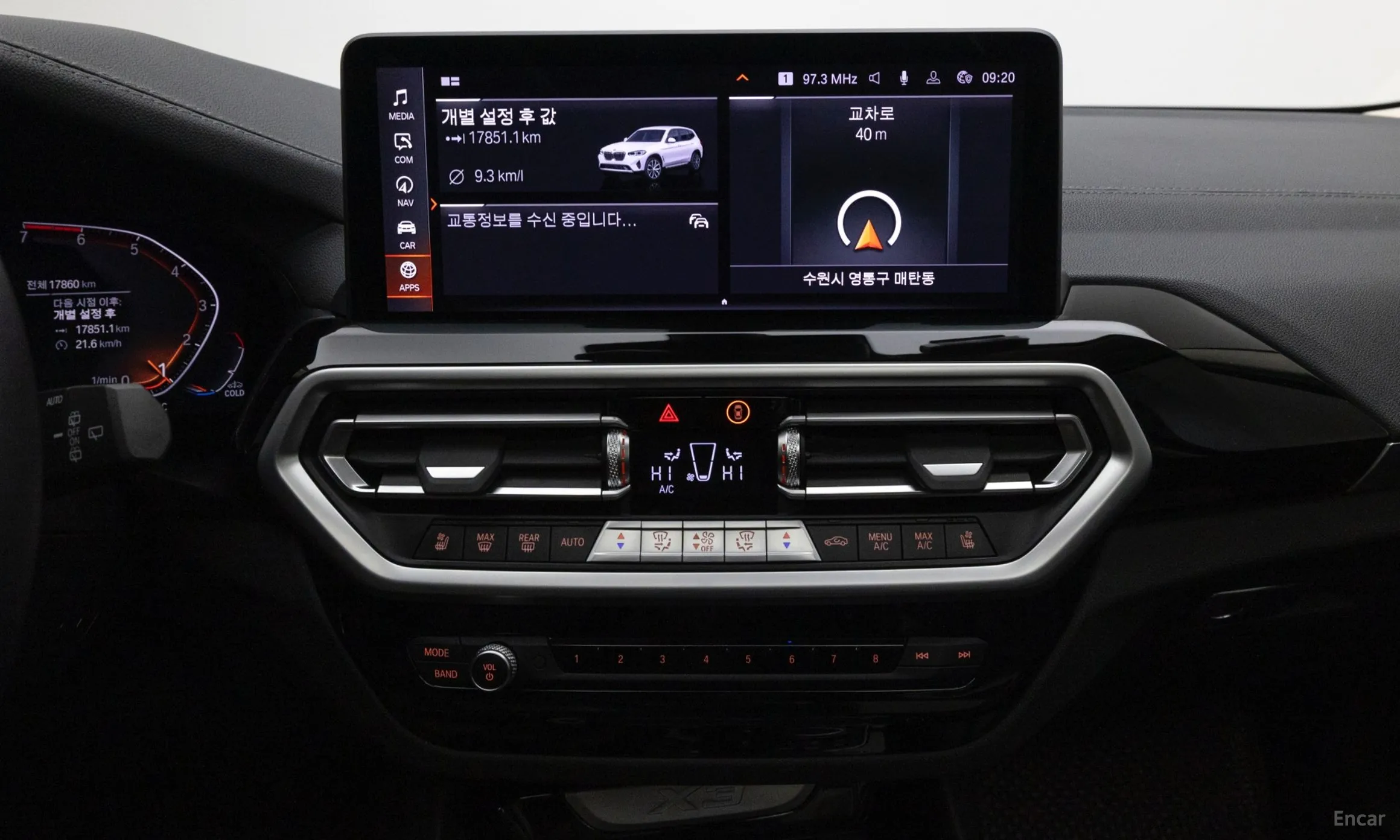 BMW X3 (G01) превью 14