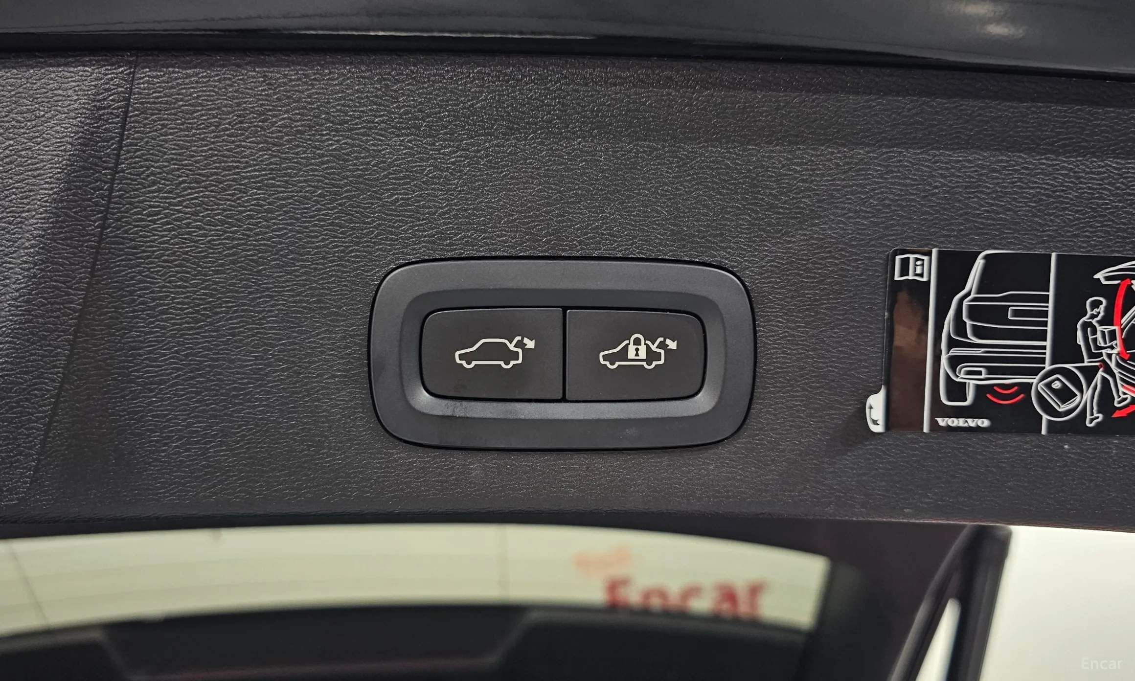 Volvo XC40 превью 20