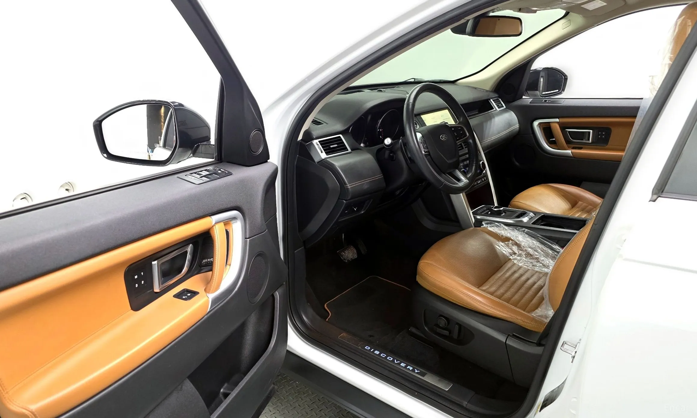 Land Rover Discovery Sports превью 10