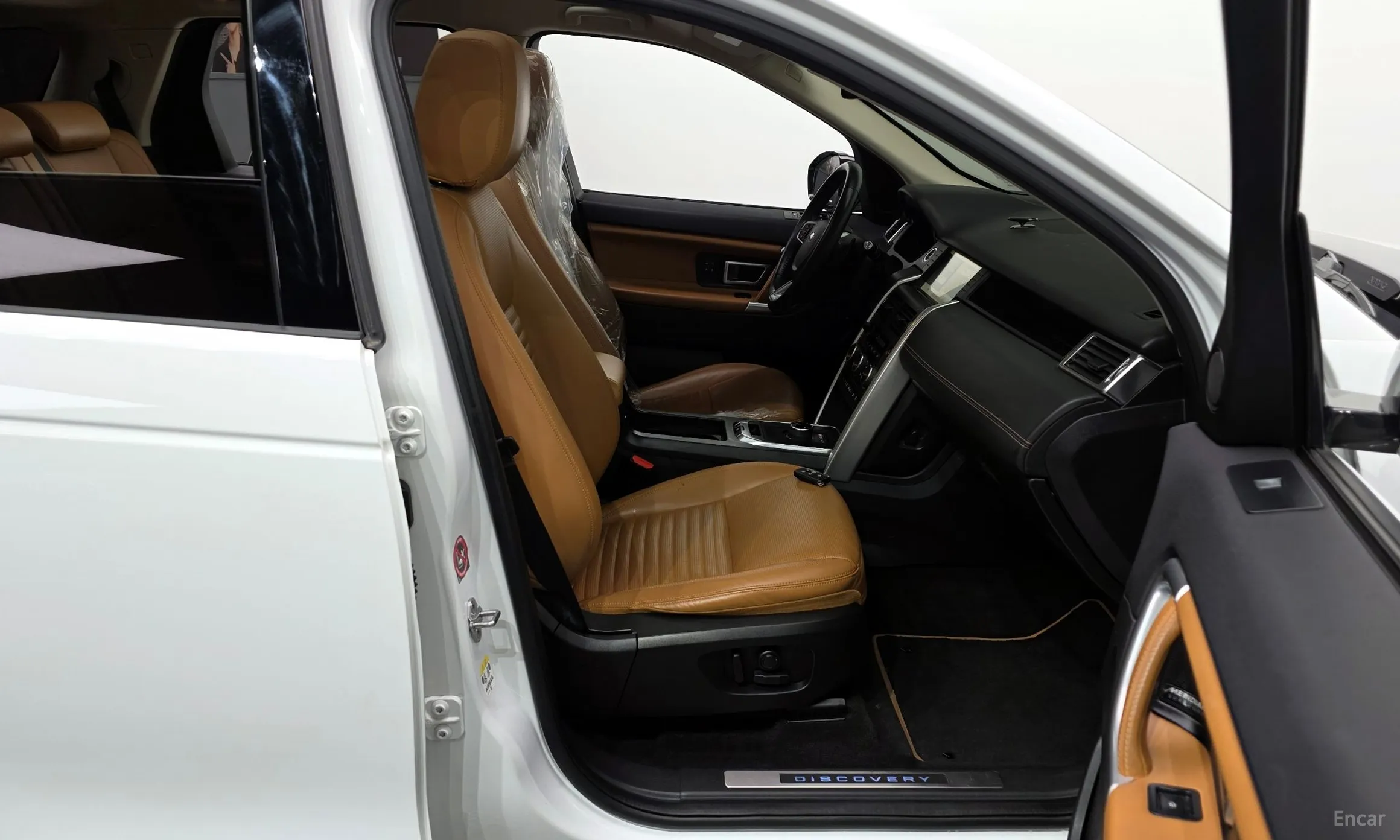 Land Rover Discovery Sports превью 11