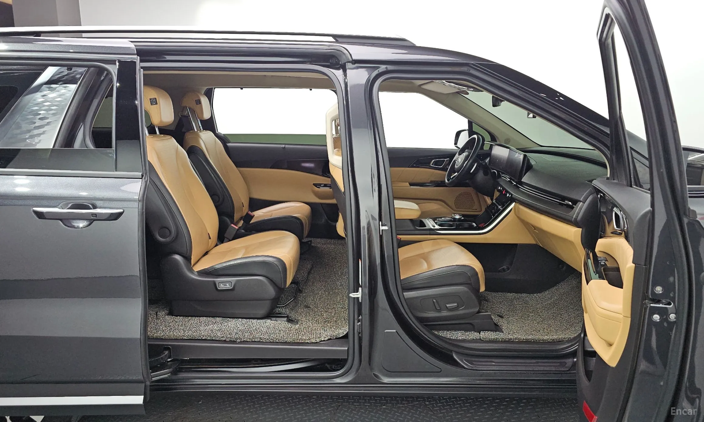 Kia Carnival Gen 4 превью 11