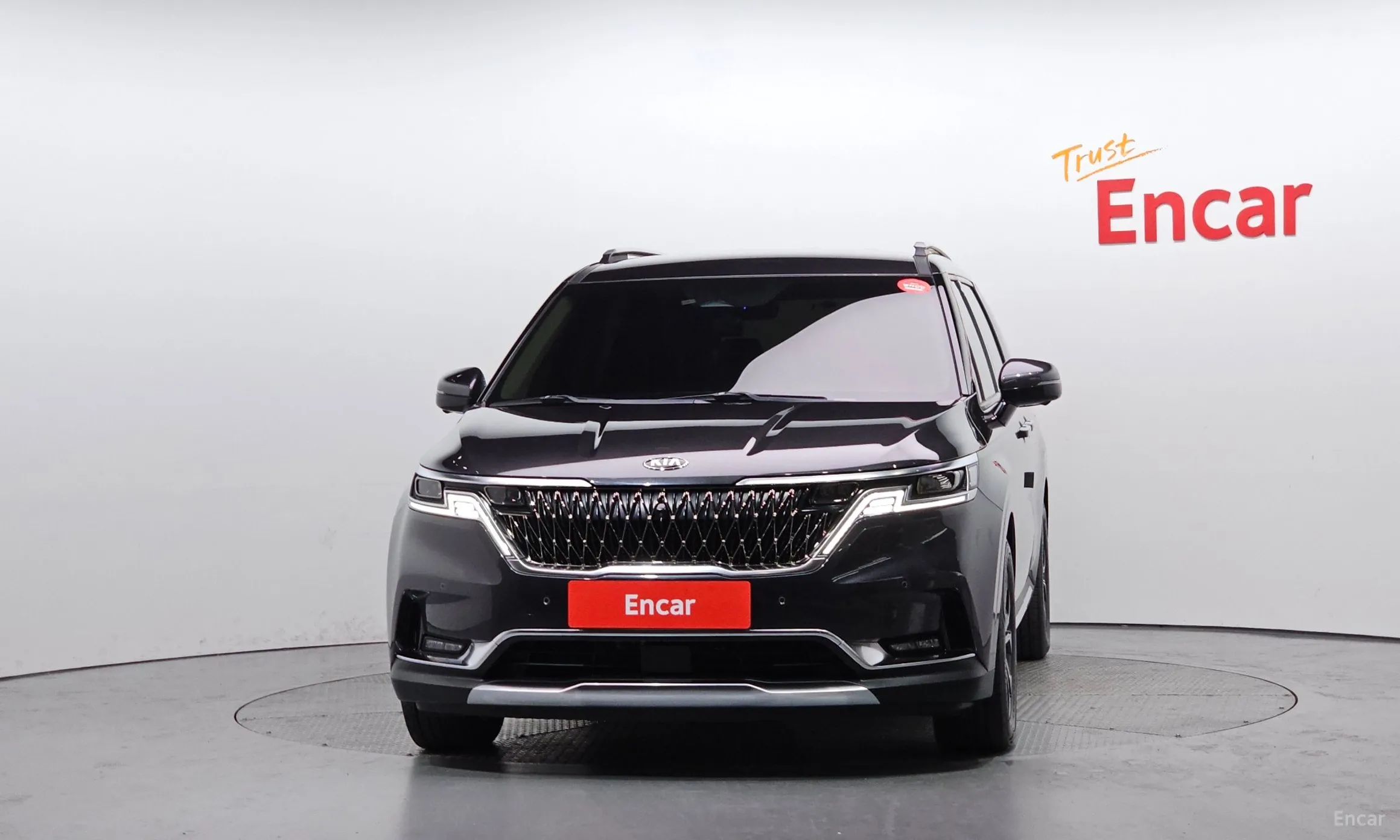Kia Carnival Gen 4 превью 3