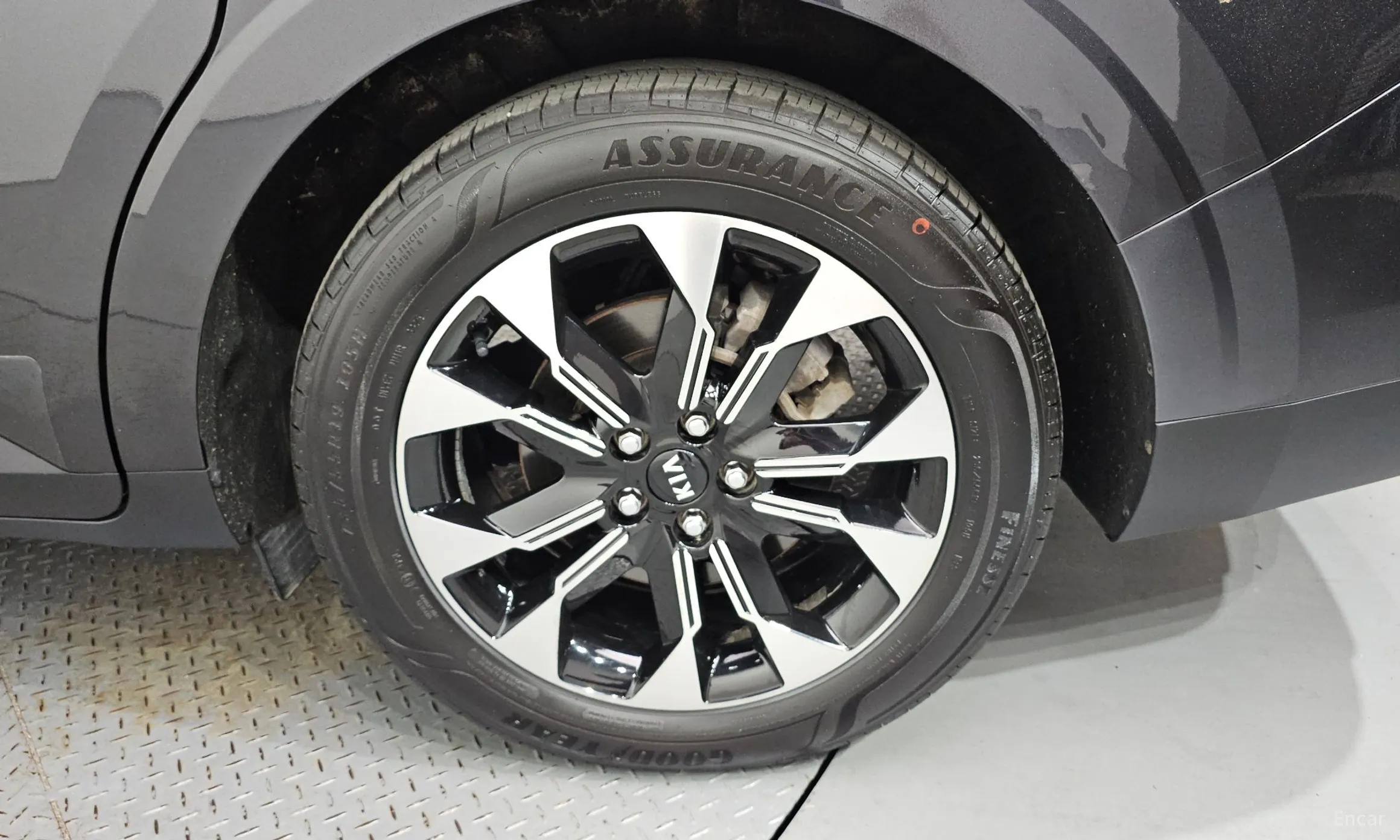Kia Carnival Gen 4 превью 5