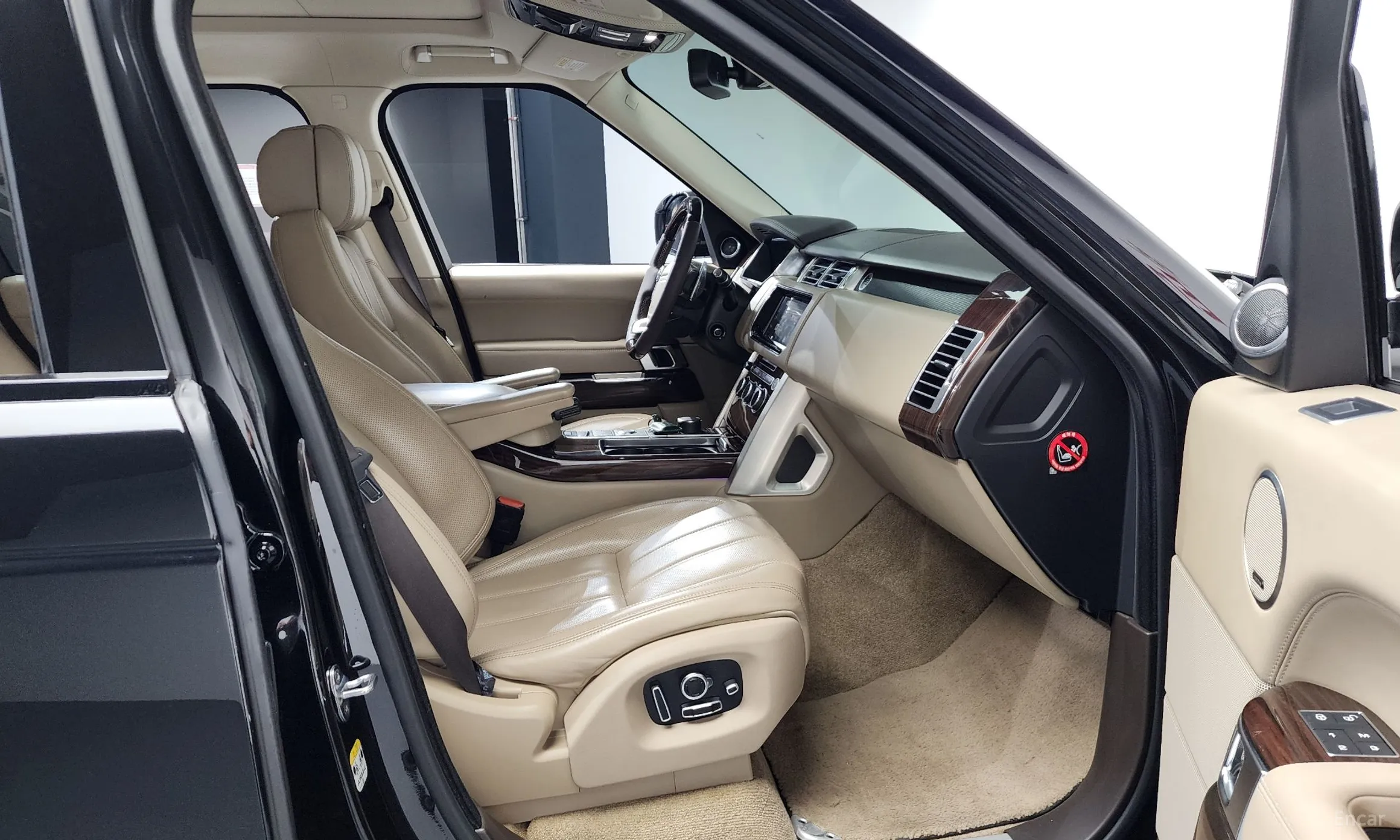 Land Rover Range Rover 4th Generation превью 11