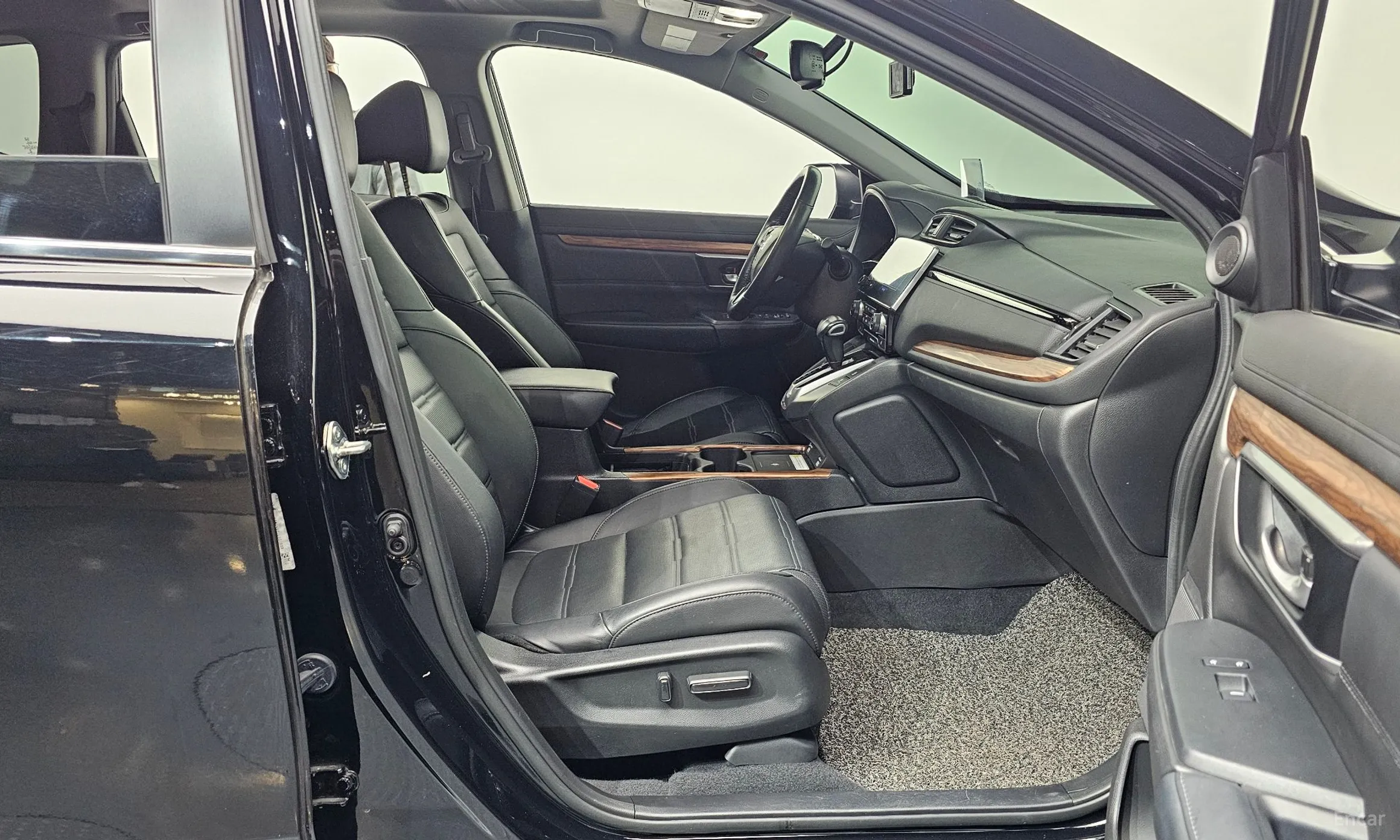Honda CR-V 5th generation превью 11