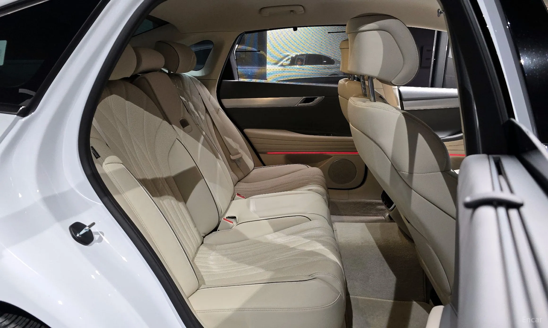 Genesis G80 (RG3) превью 12