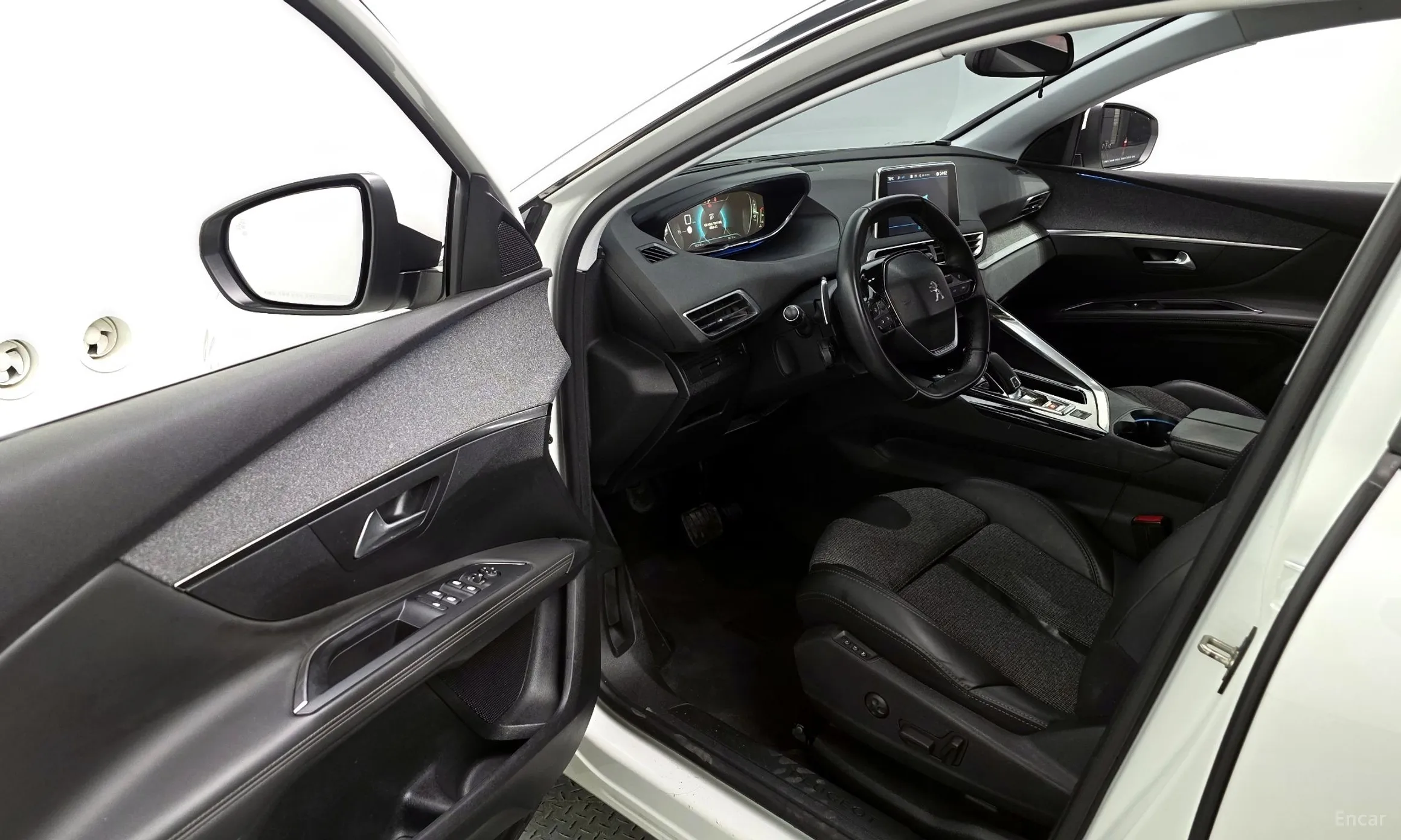 Peugeot 3008 2nd generation превью 10
