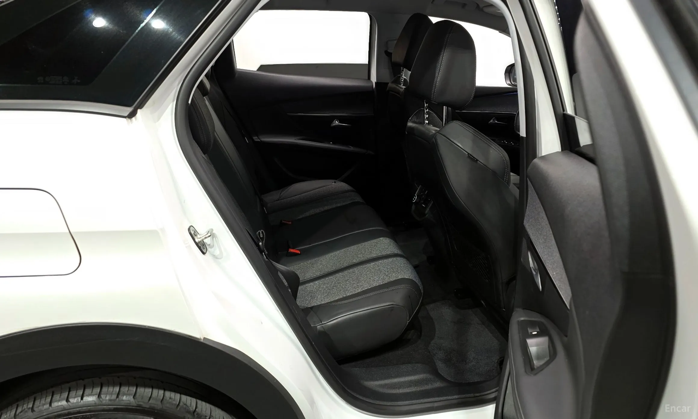 Peugeot 3008 2nd generation превью 12