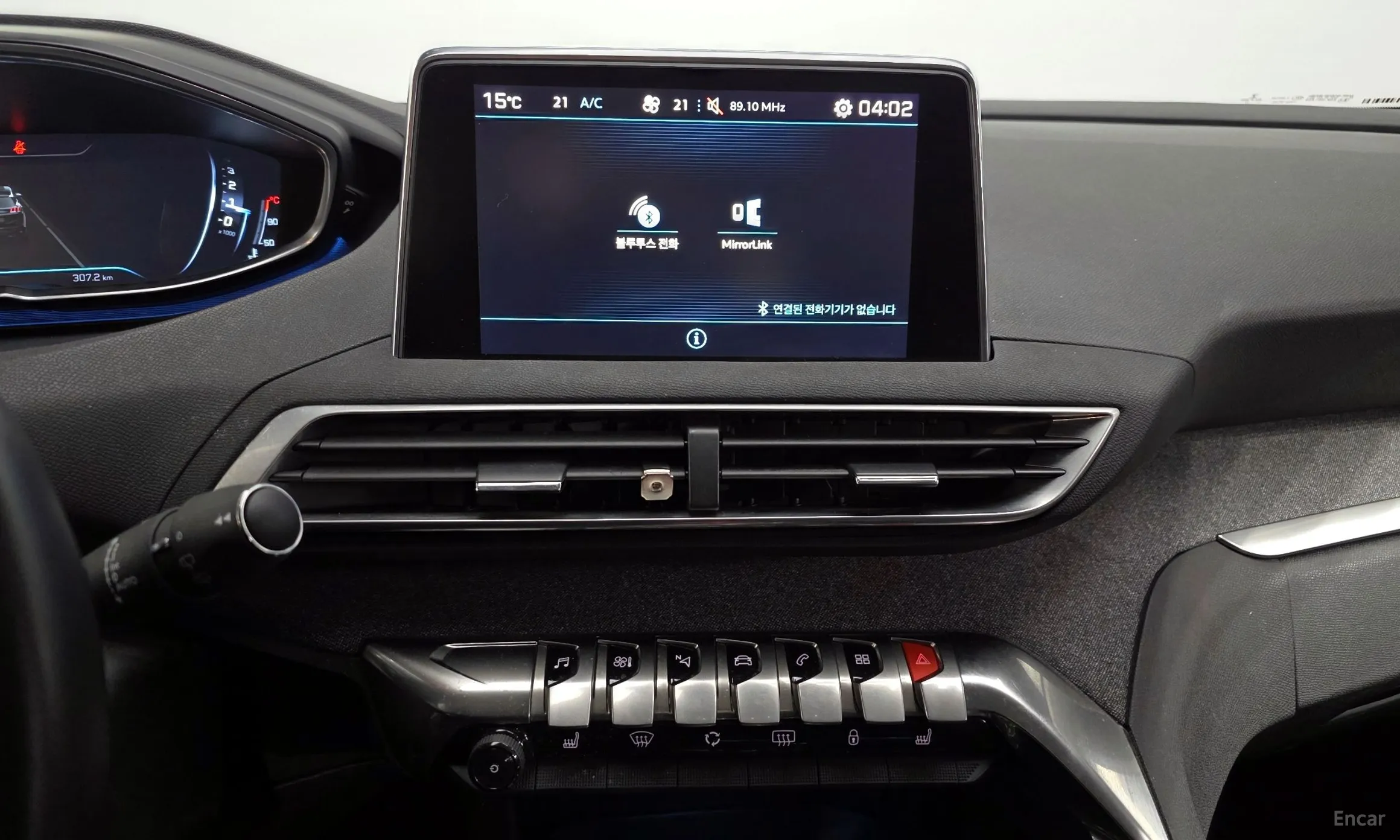 Peugeot 3008 2nd generation превью 14