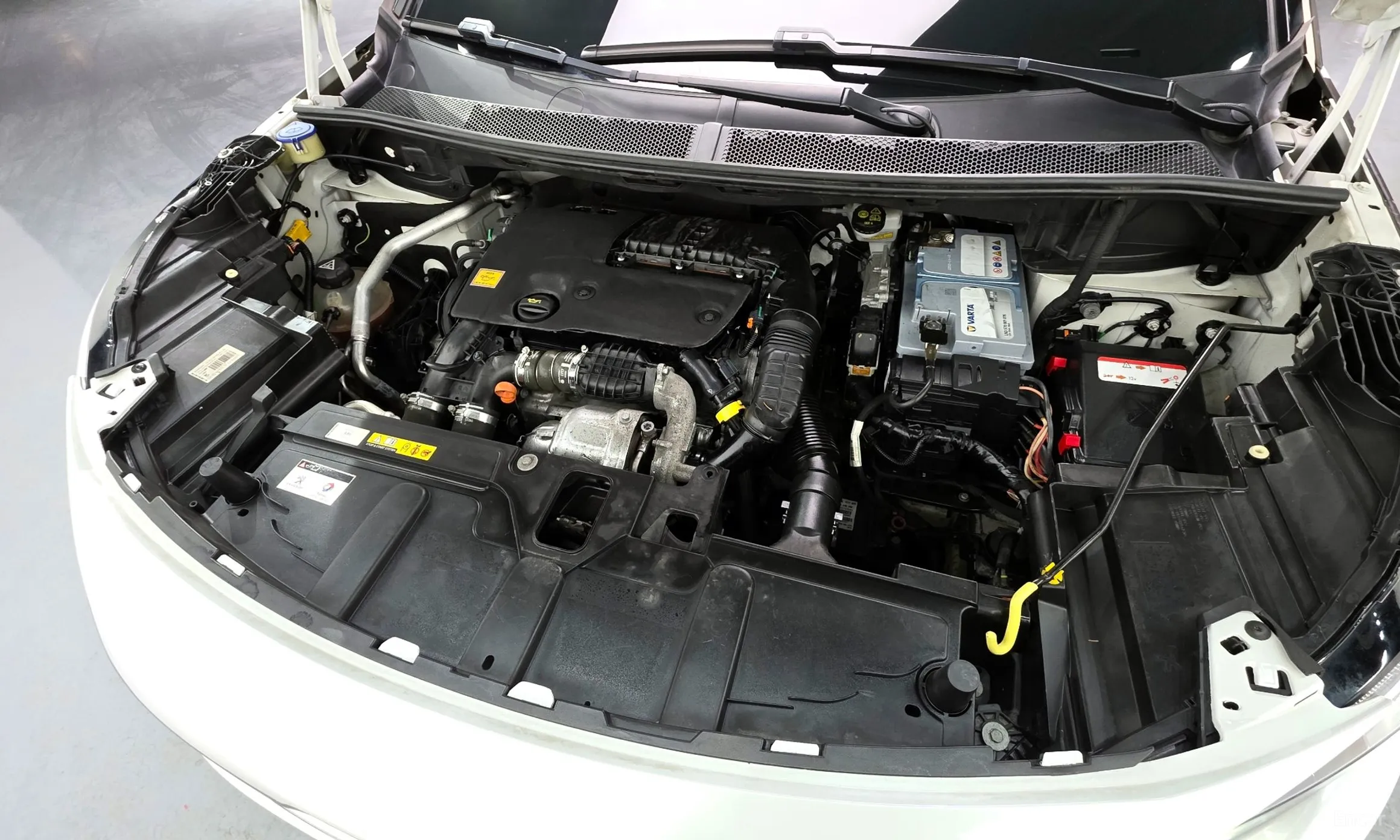 Peugeot 3008 2nd generation превью 6