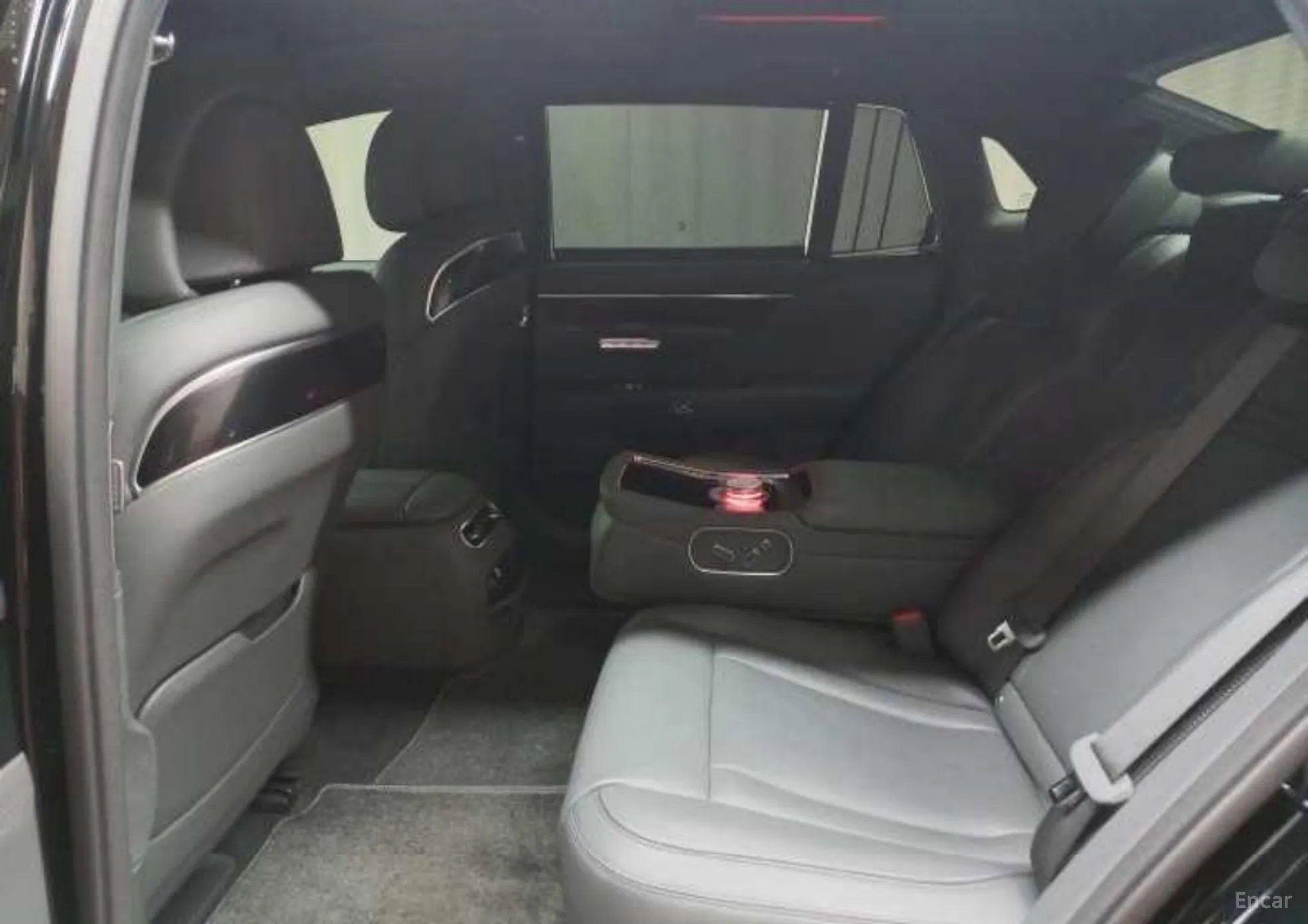 Genesis G90 (RS4) превью 6