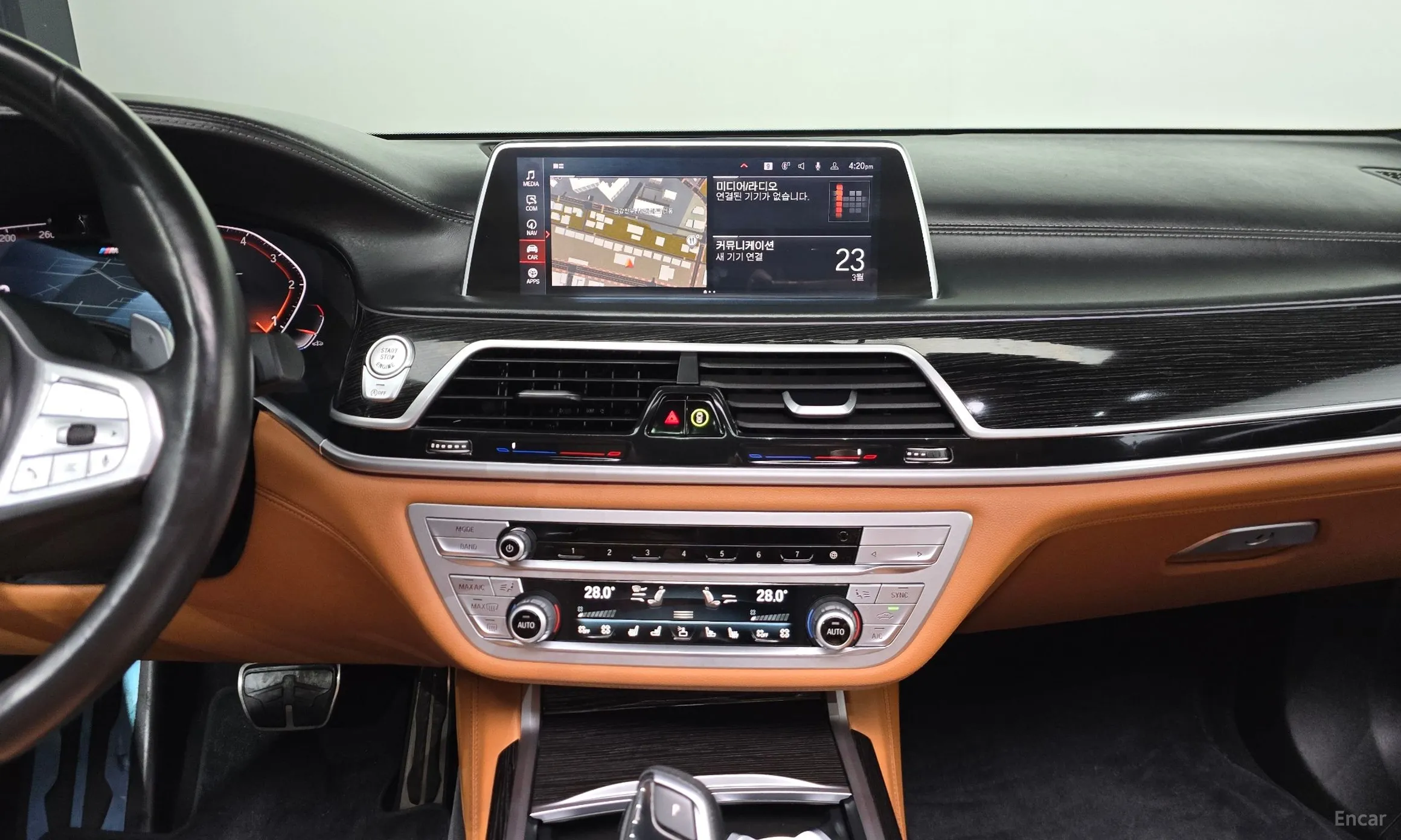BMW 7 Series (G11) превью 15