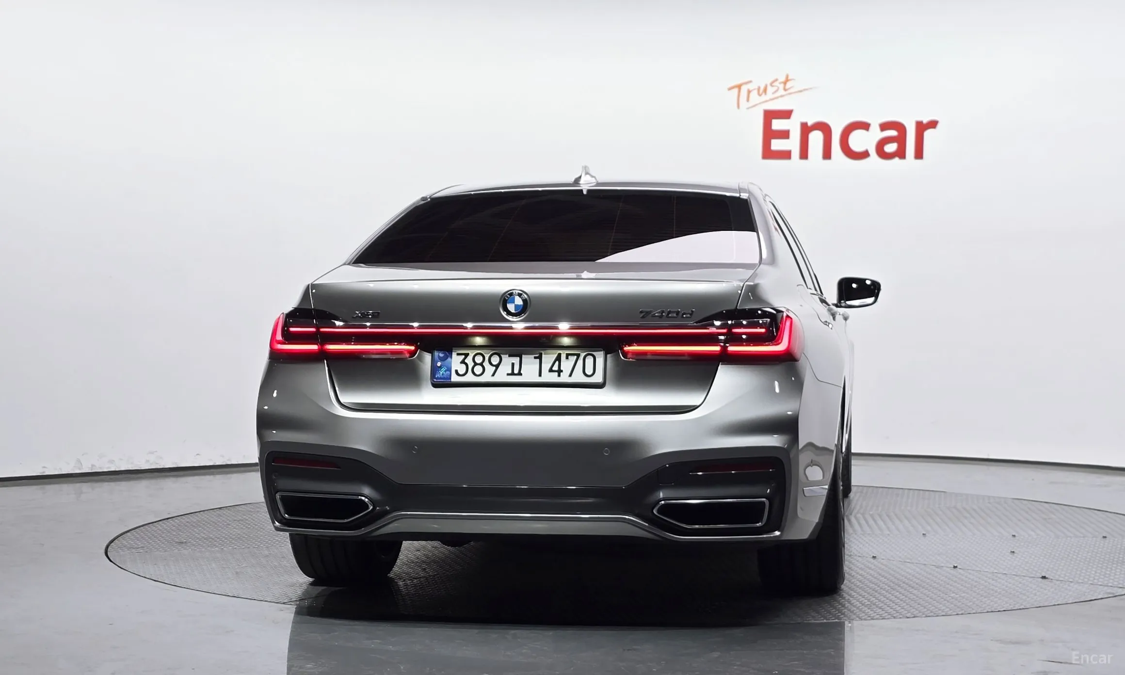 BMW 7 Series (G11) превью 4