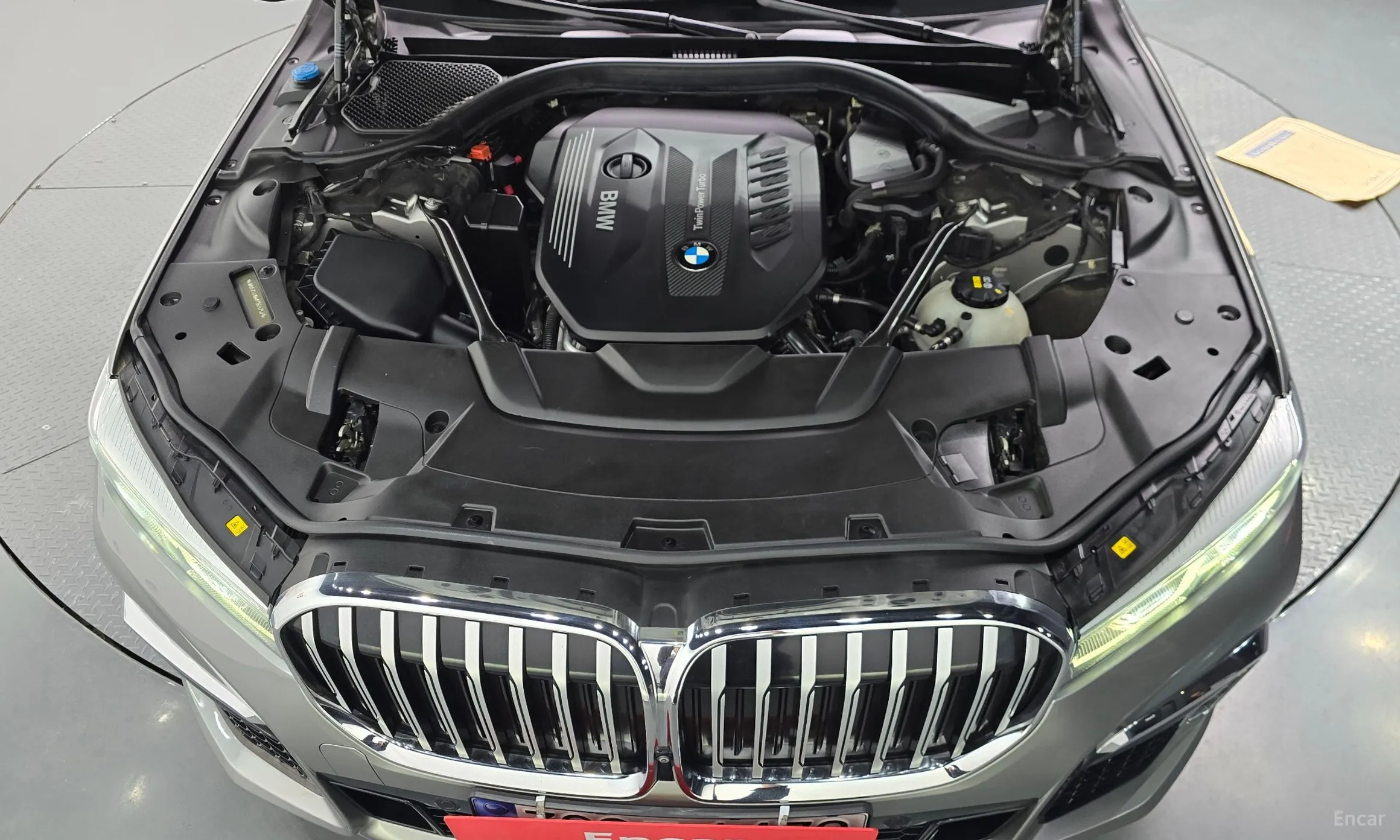 BMW 7 Series (G11) превью 6