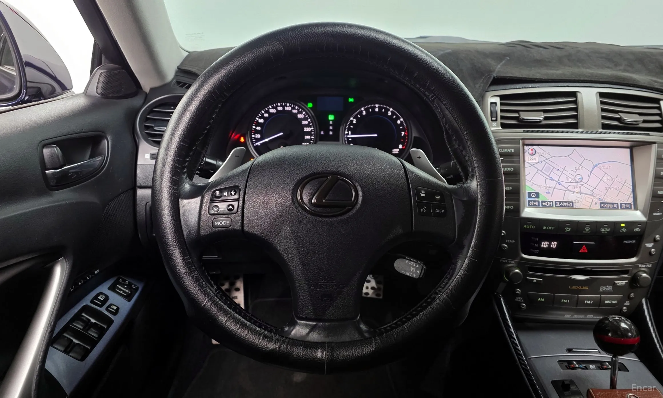 Lexus IS250 превью 13