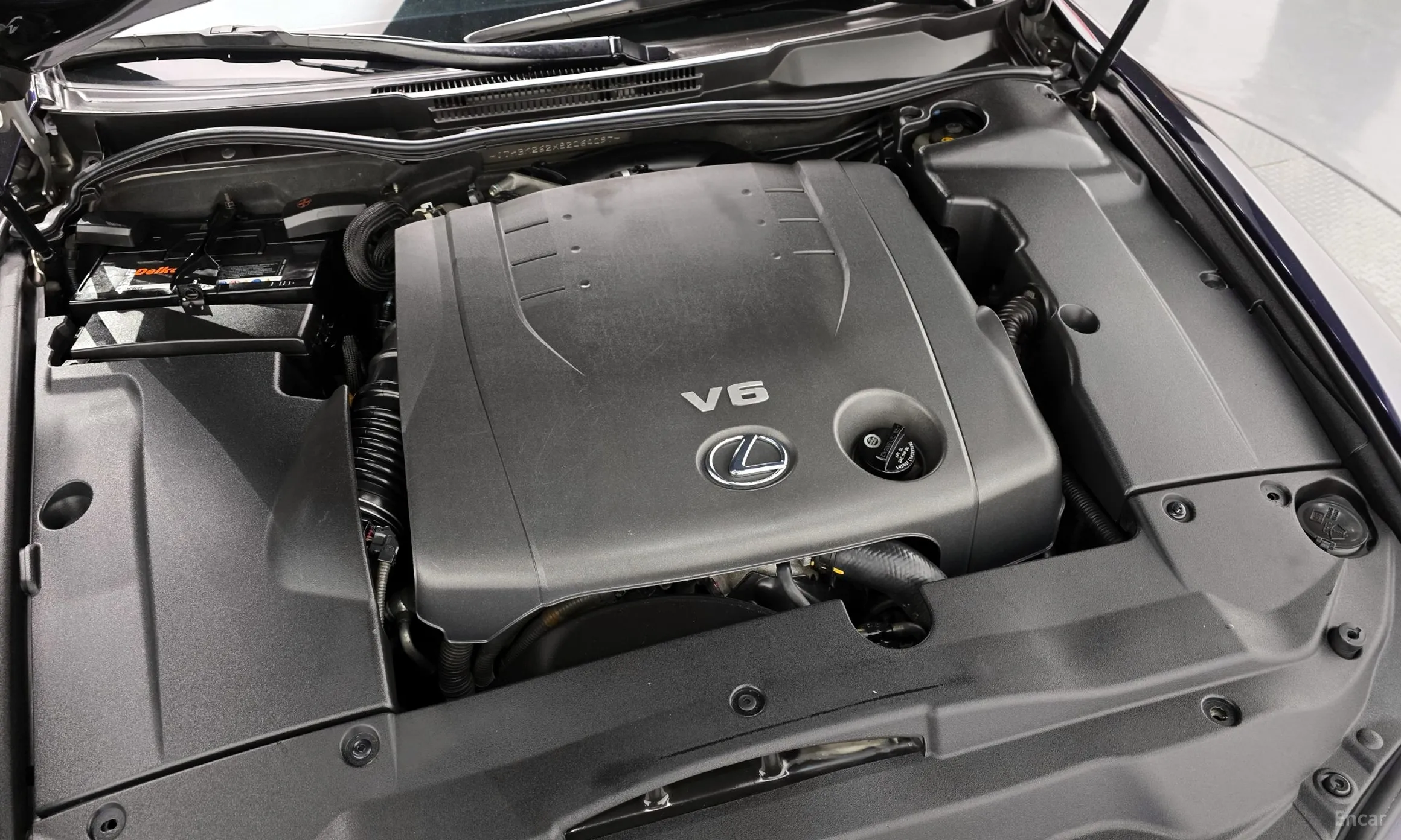 Lexus IS250 превью 6