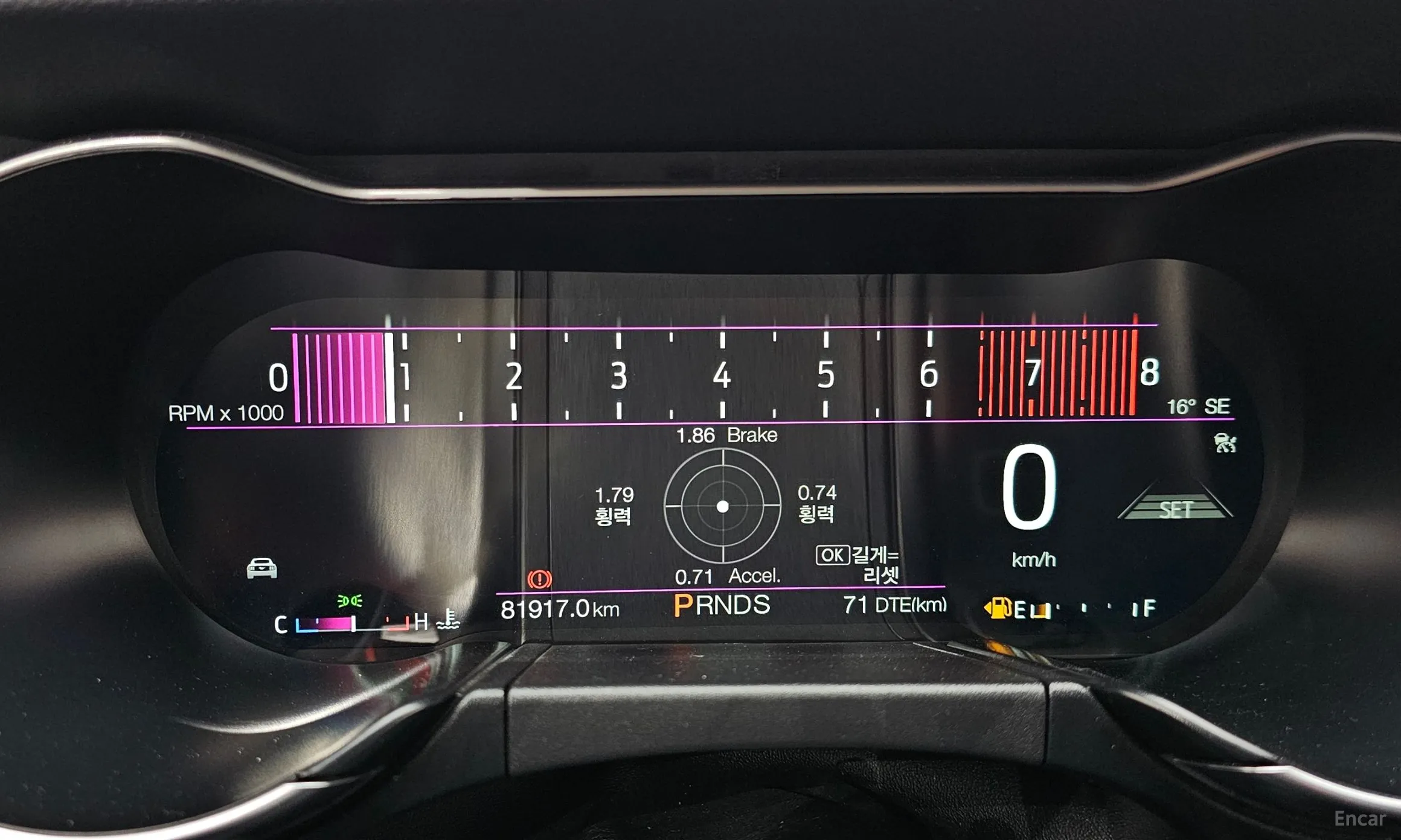 Ford Mustang превью 8