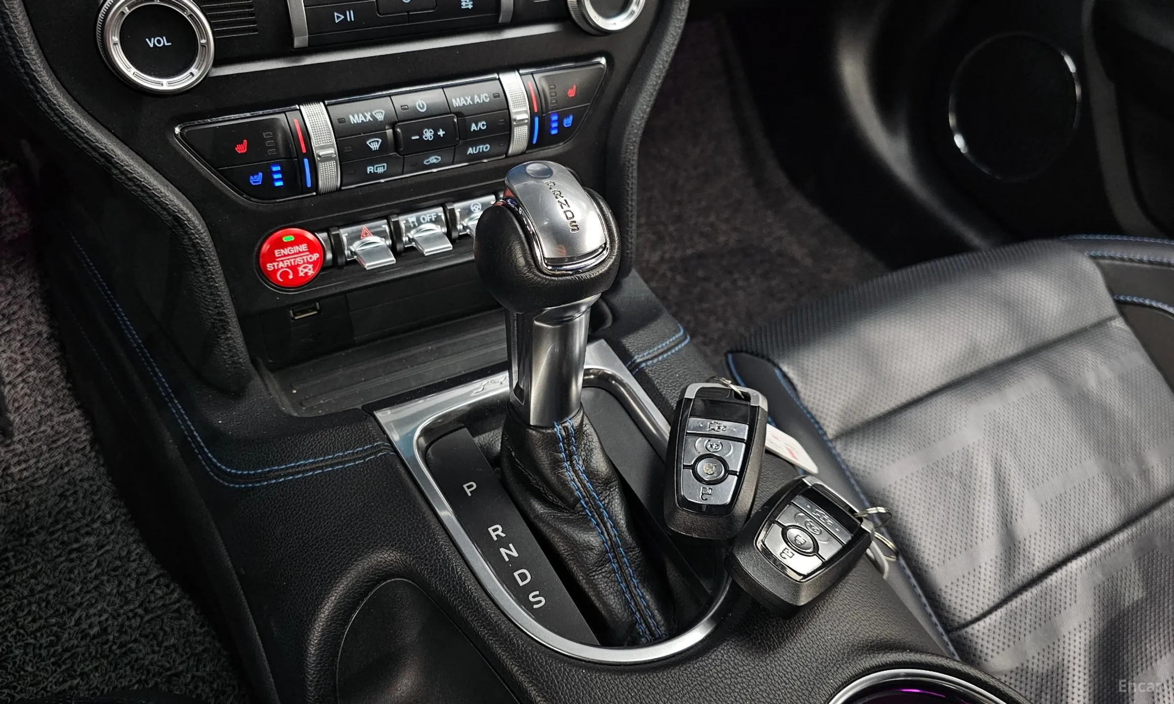Ford Mustang превью 9
