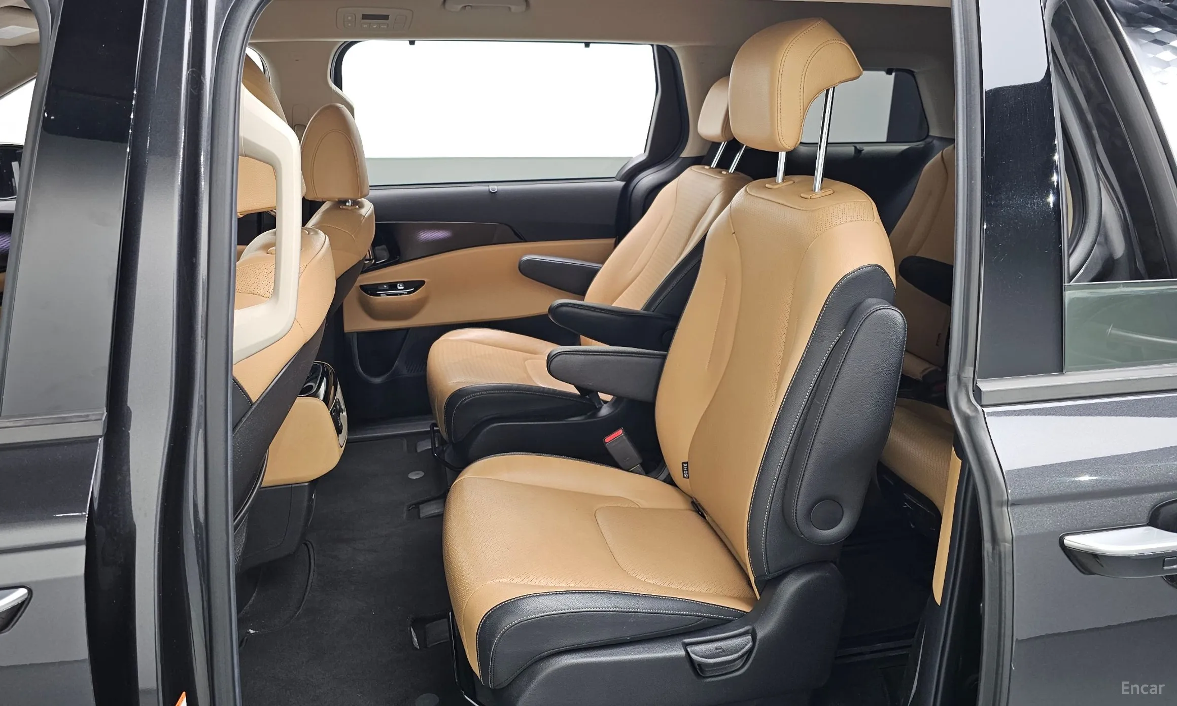Kia Carnival Gen 4 превью 12