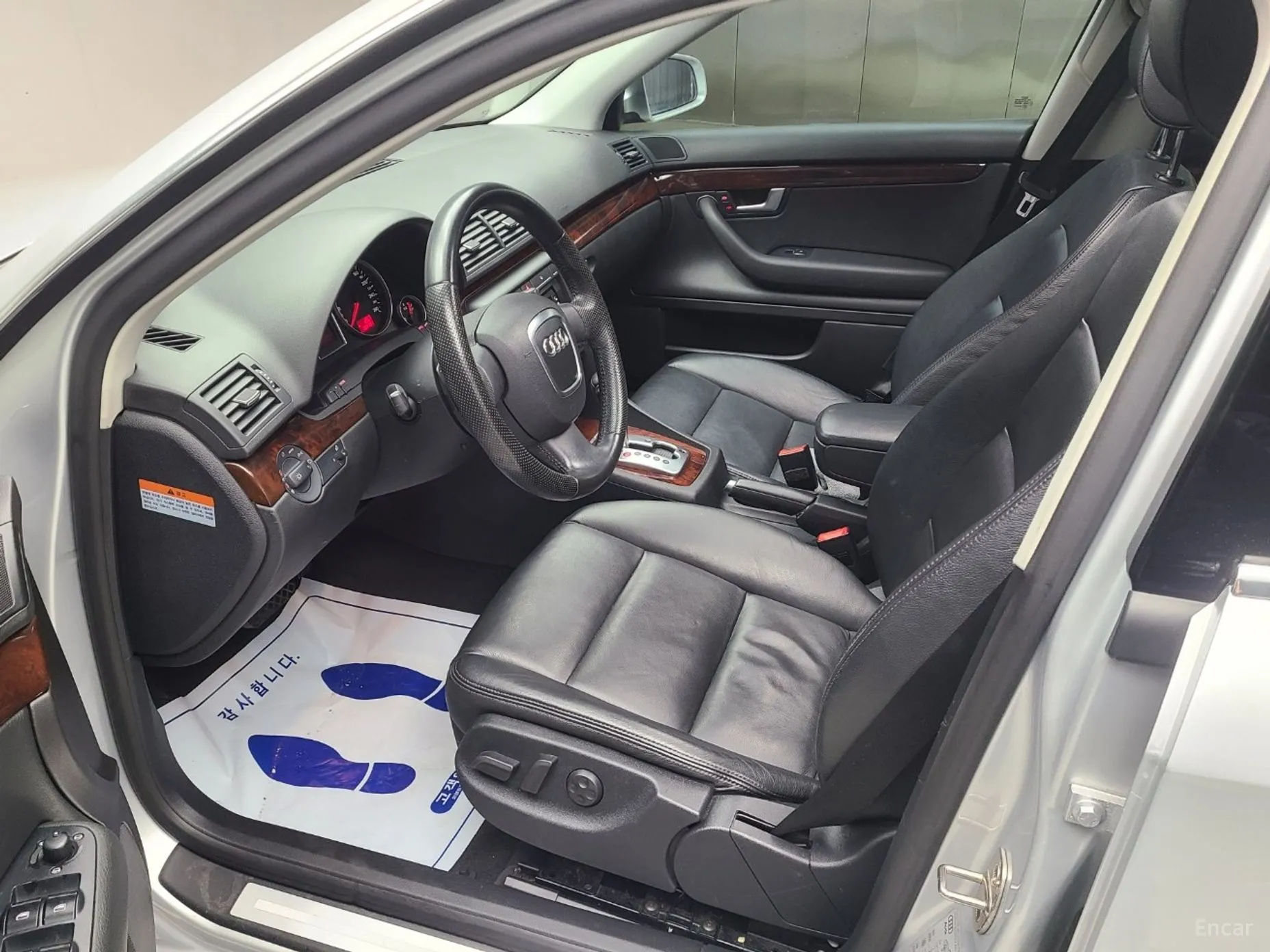 Audi New A4 превью 9